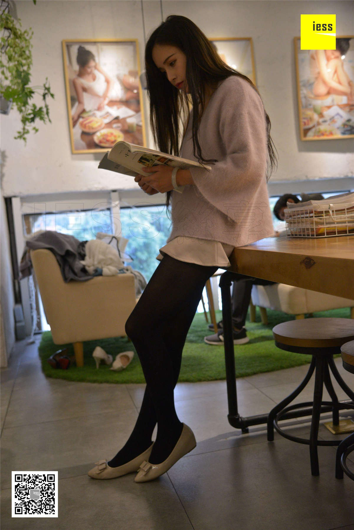 图片[2]-IESS异思趣向 丝享家195期：50D黑丝平底鞋小羽-日更街拍