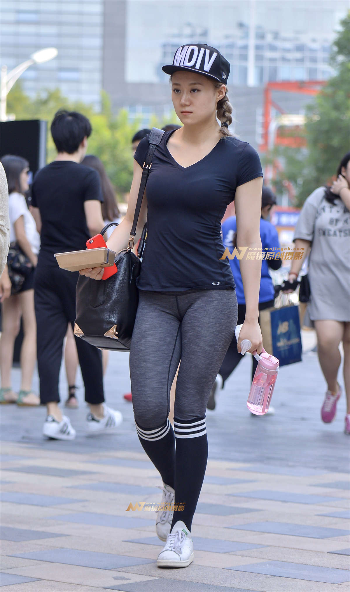 健美性感美臀-日更街拍