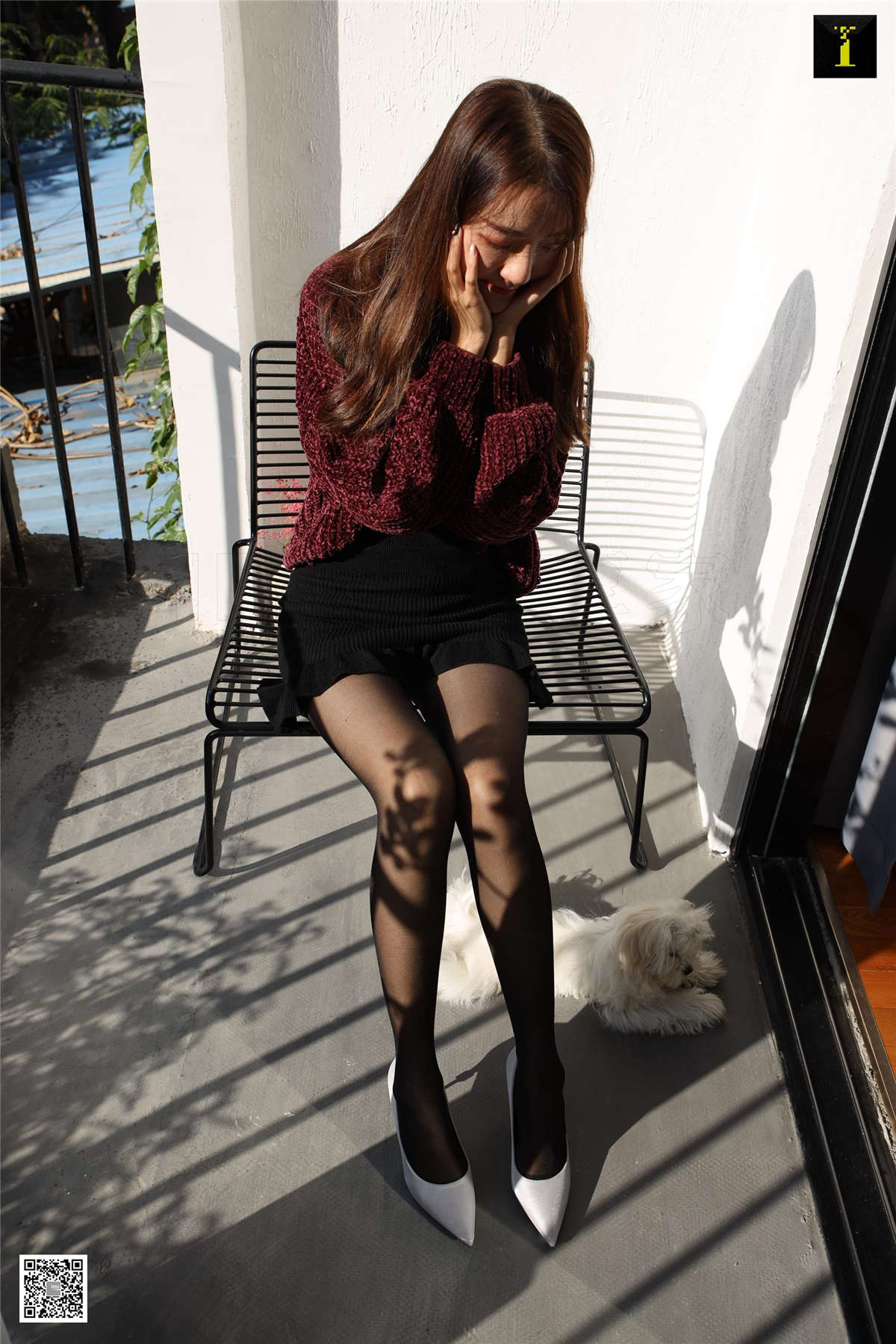 IESS异思趣向 丝享家668期：婉萍 婉萍的旭日剪影-日更街拍