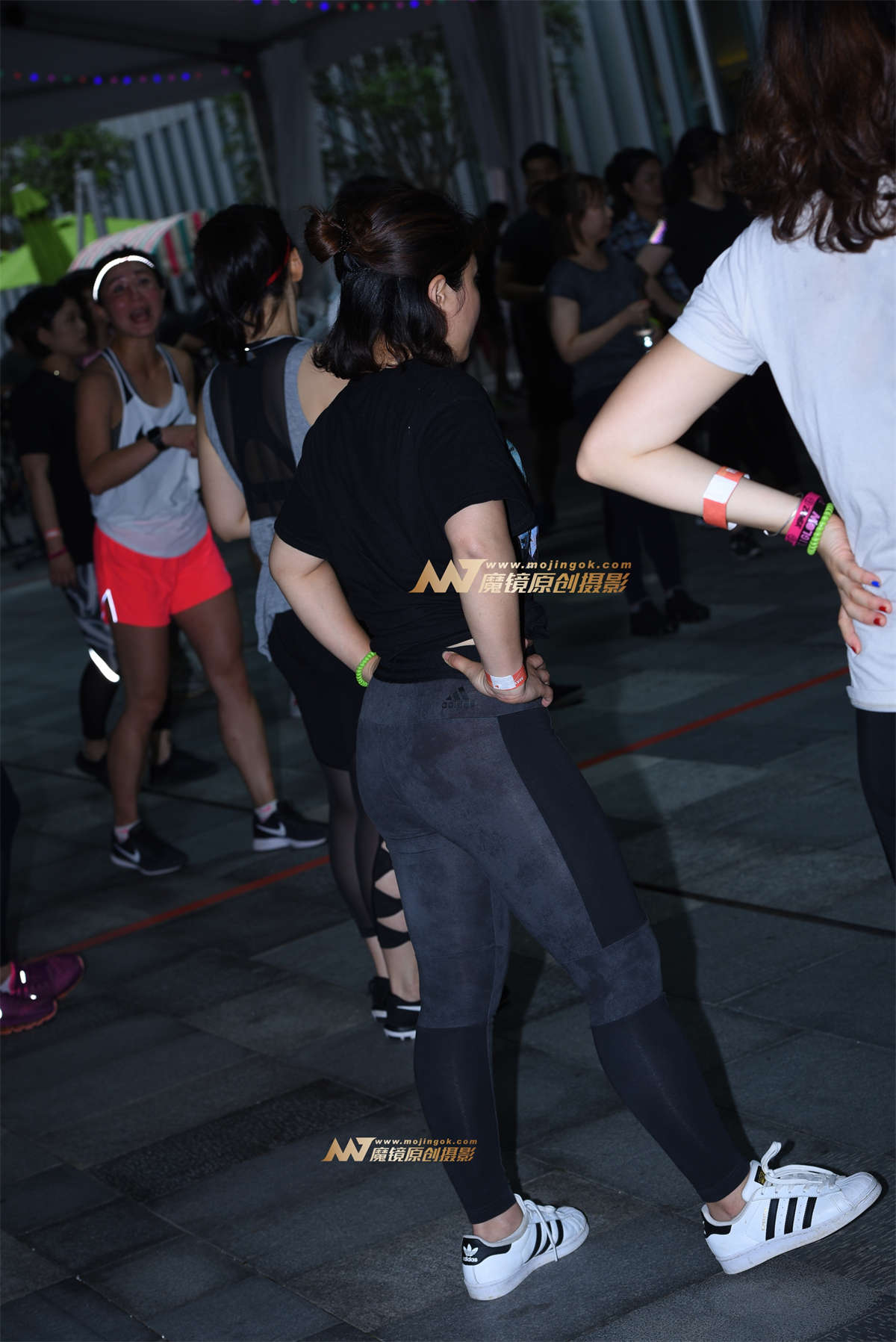 图片[2]-【咔喳赛贴】健身操练-日更街拍