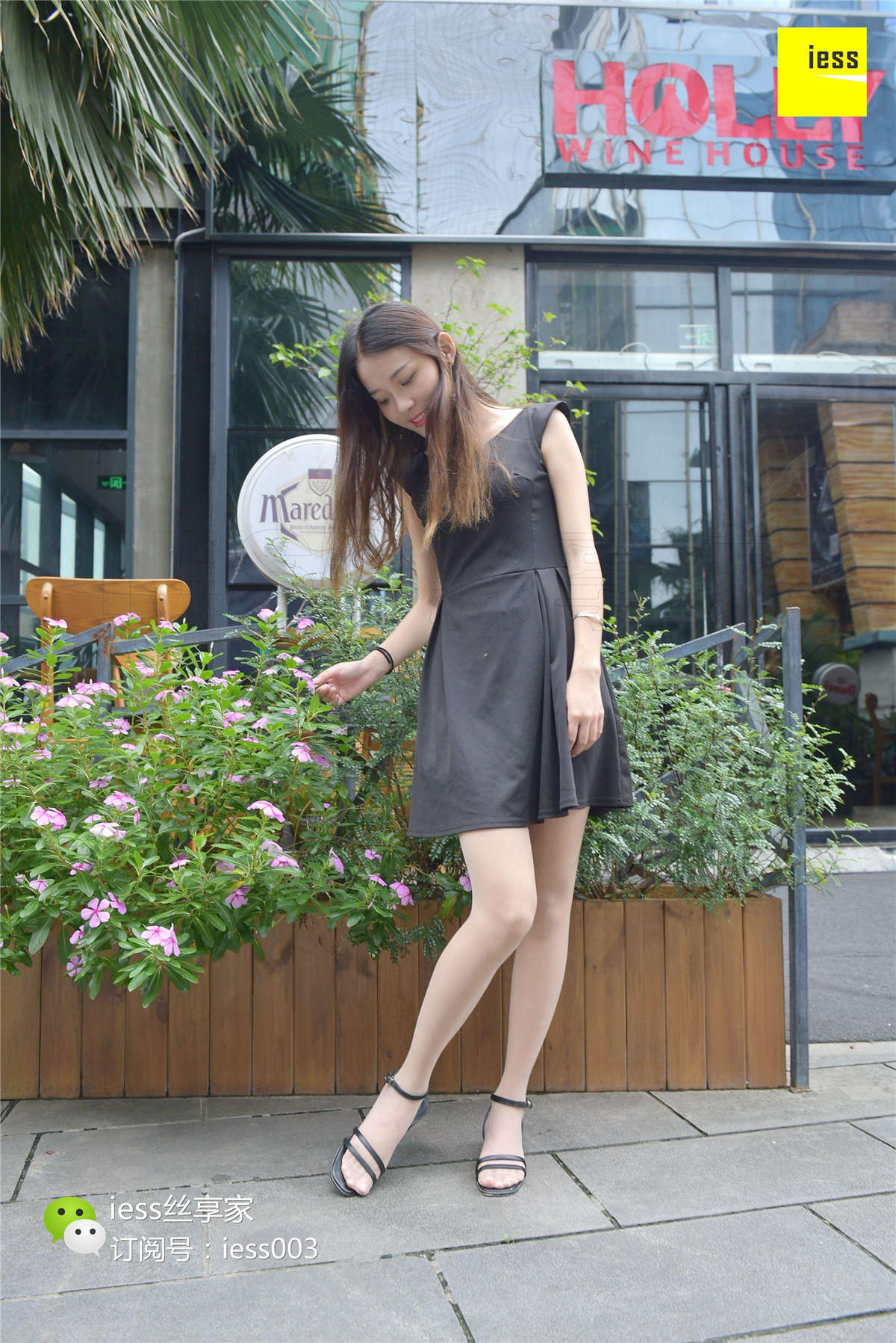 图片[2]-IESS异思趣向 丝享家056期：咬一口水晶玉足Ⅱ婉萍-日更街拍