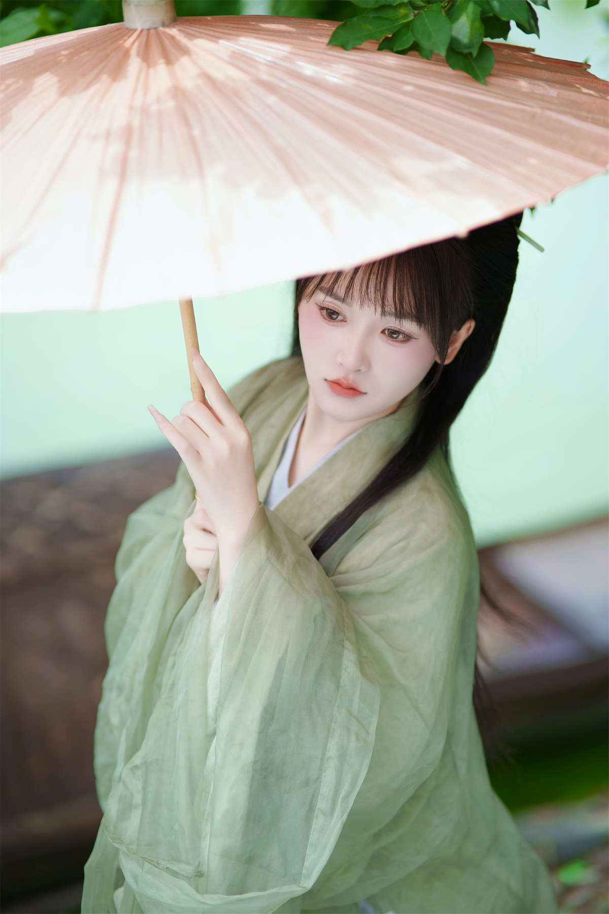 YITUYU艺图语 2024.08.30 青衫烟雨客 小小雨-日更街拍
