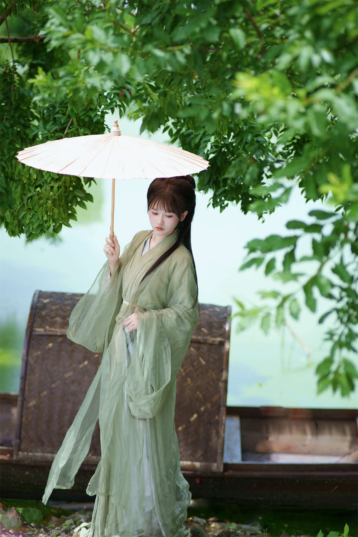 YITUYU艺图语 2024.08.30 青衫烟雨客 小小雨插图1