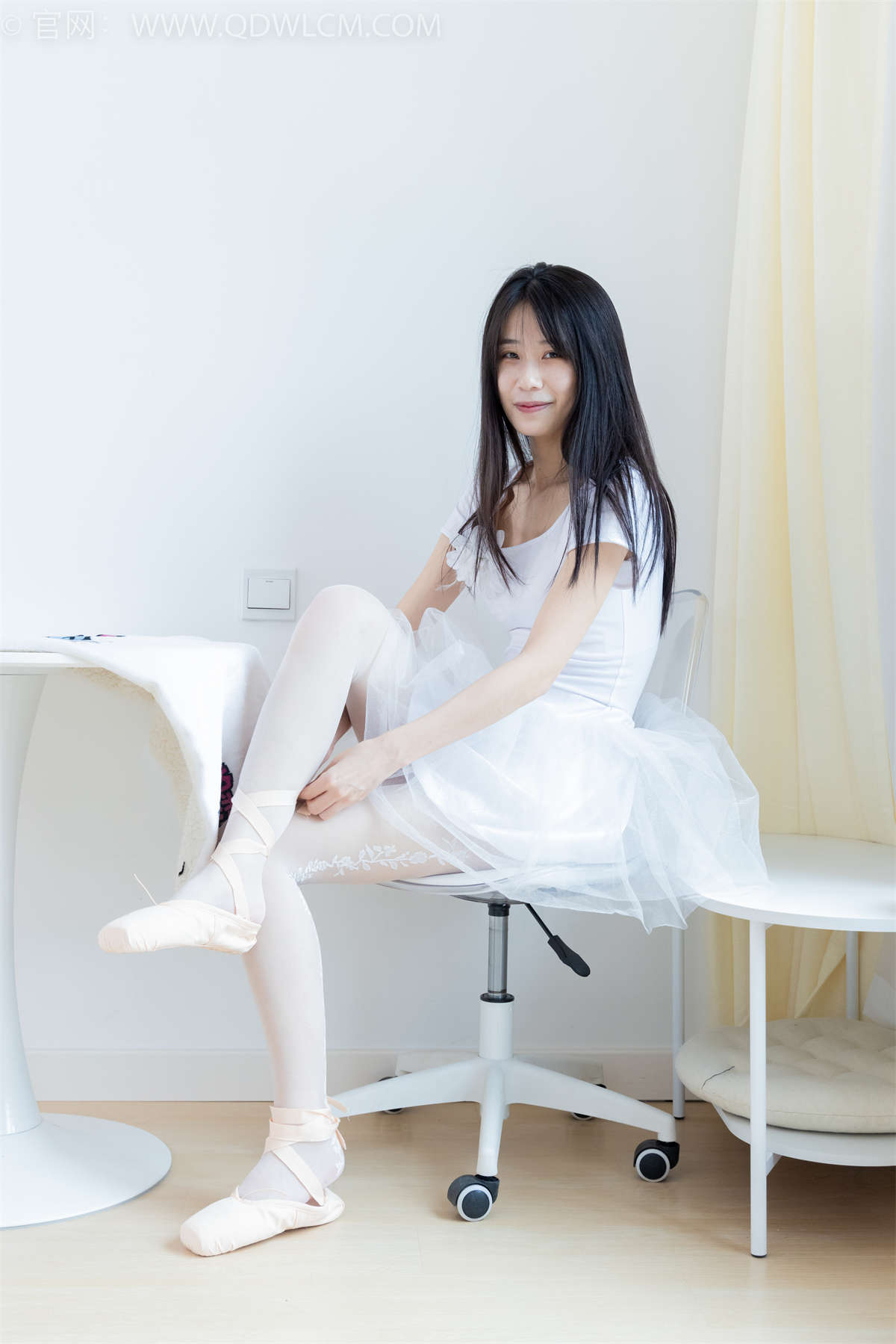 图片[2]-物恋传媒 NO.1987 菜菜-最好的时光-日更街拍