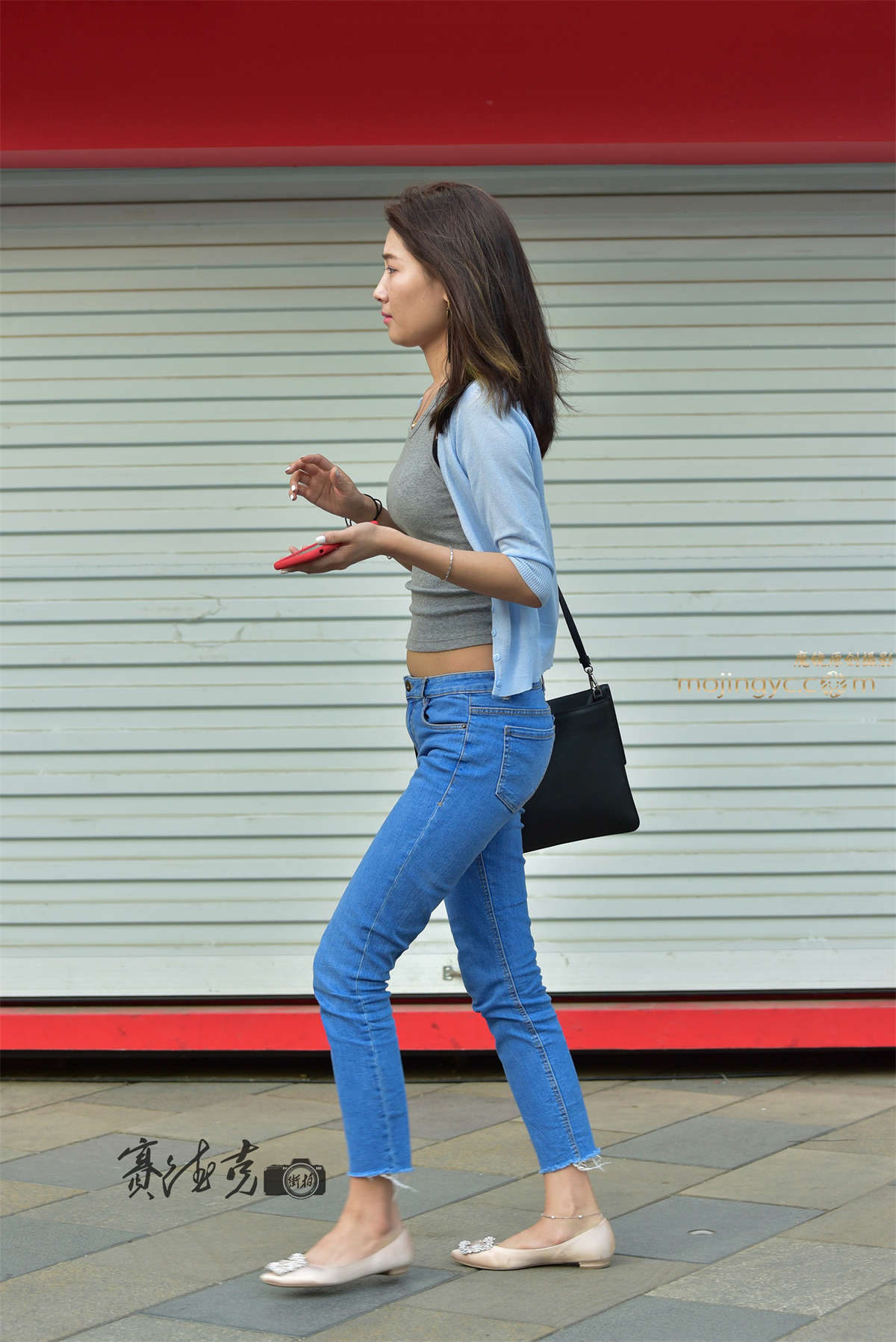 图片[2]-牛仔裤少妇-日更街拍