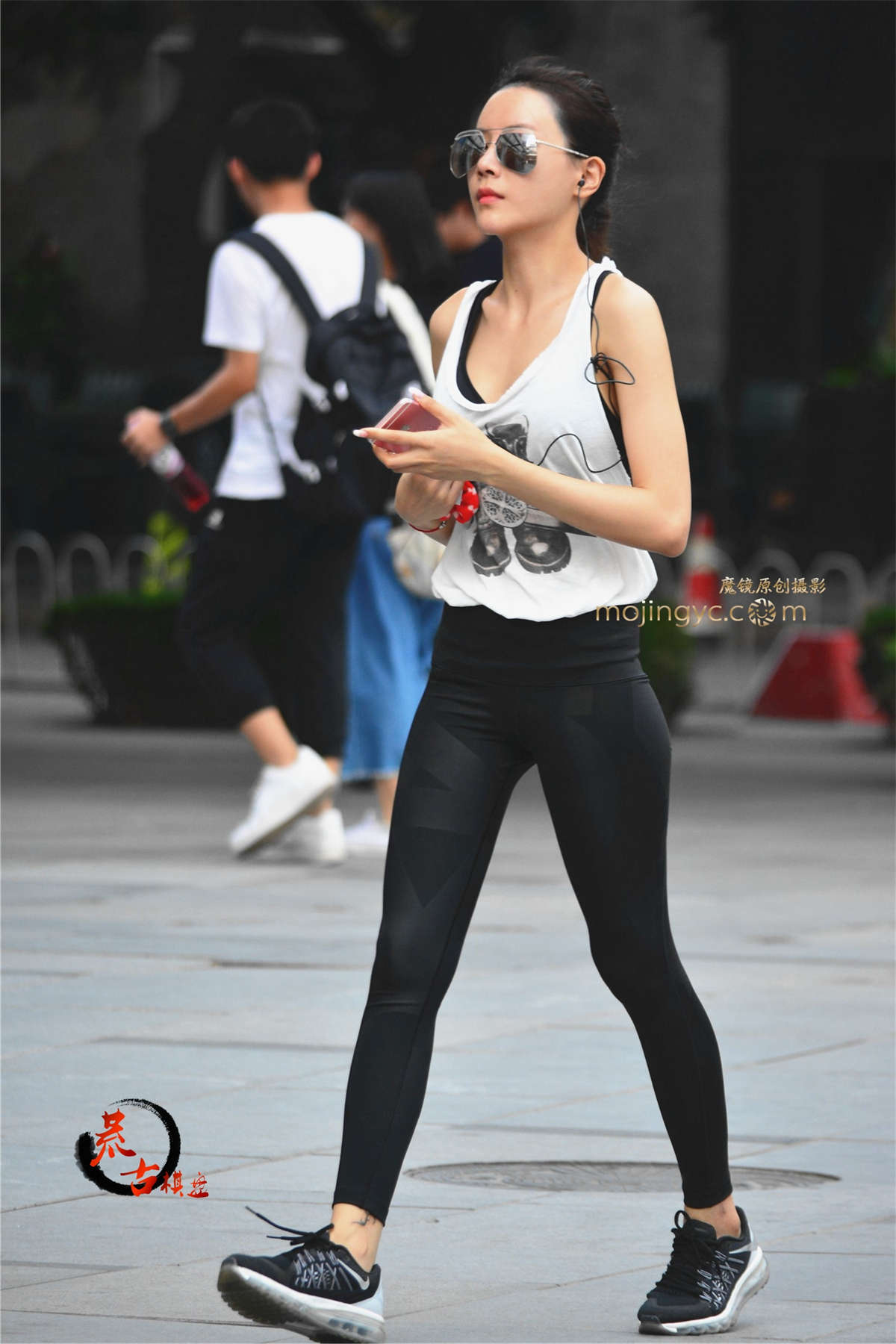 8-16 紧身裤-日更街拍