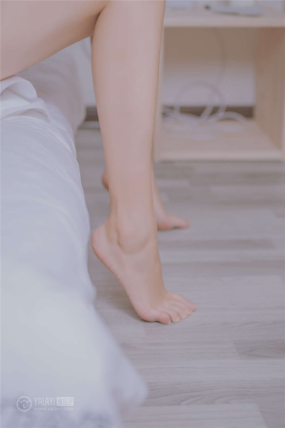 图片[2]-YALAYI雅拉伊 NO.111 无色 熏儿-日更街拍