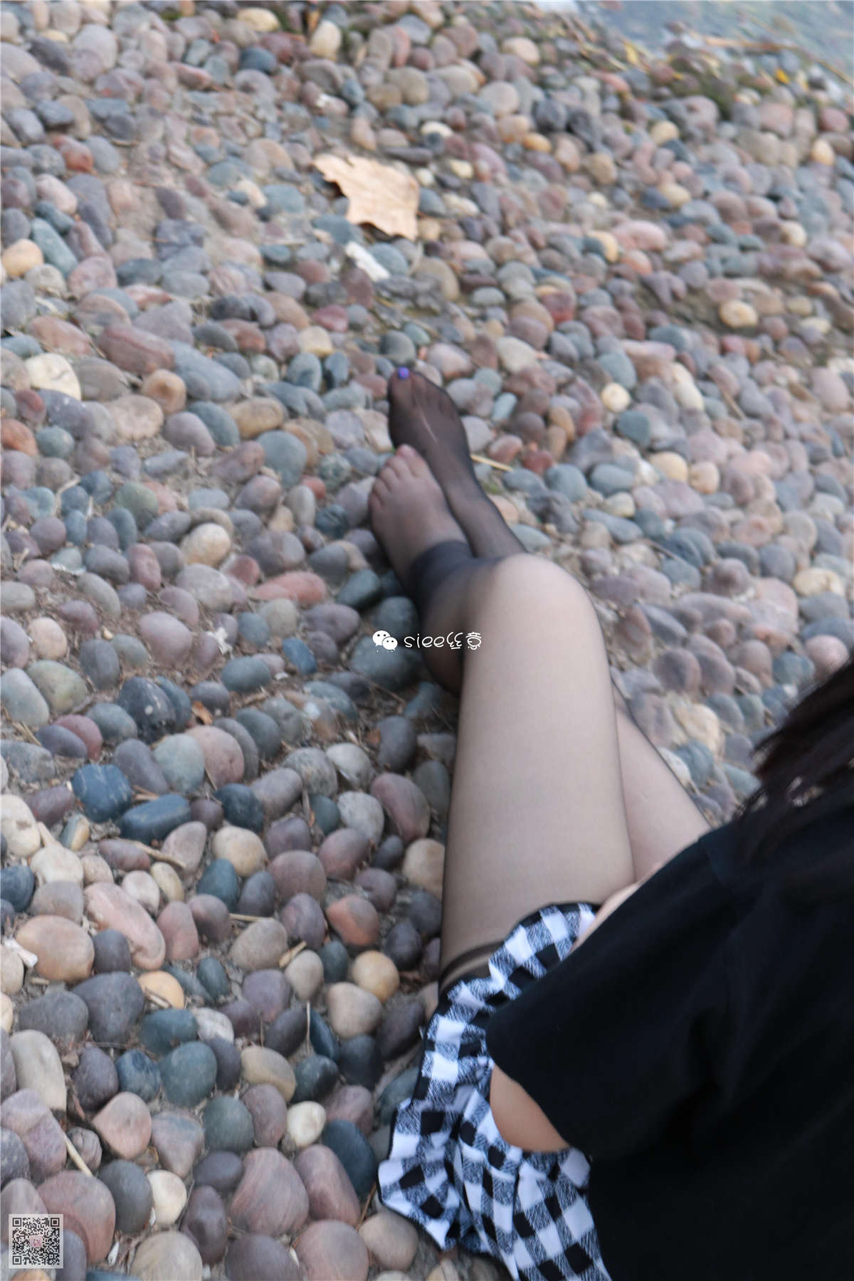 图片[2]-SIEE丝意 NO.157 晨晨 质量不太好的黑丝-日更街拍