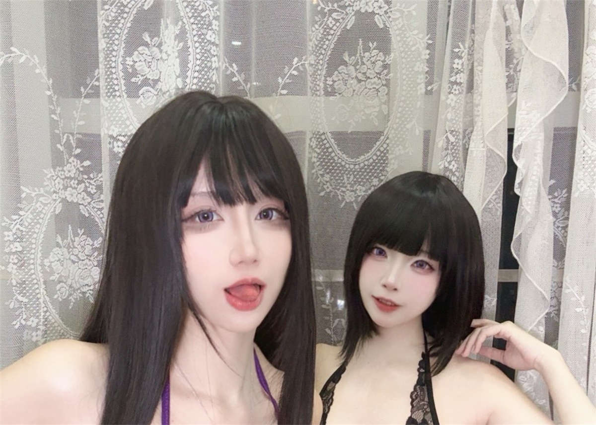 高产型Coser-二佐Nisa 黑紫蕾丝-日更街拍