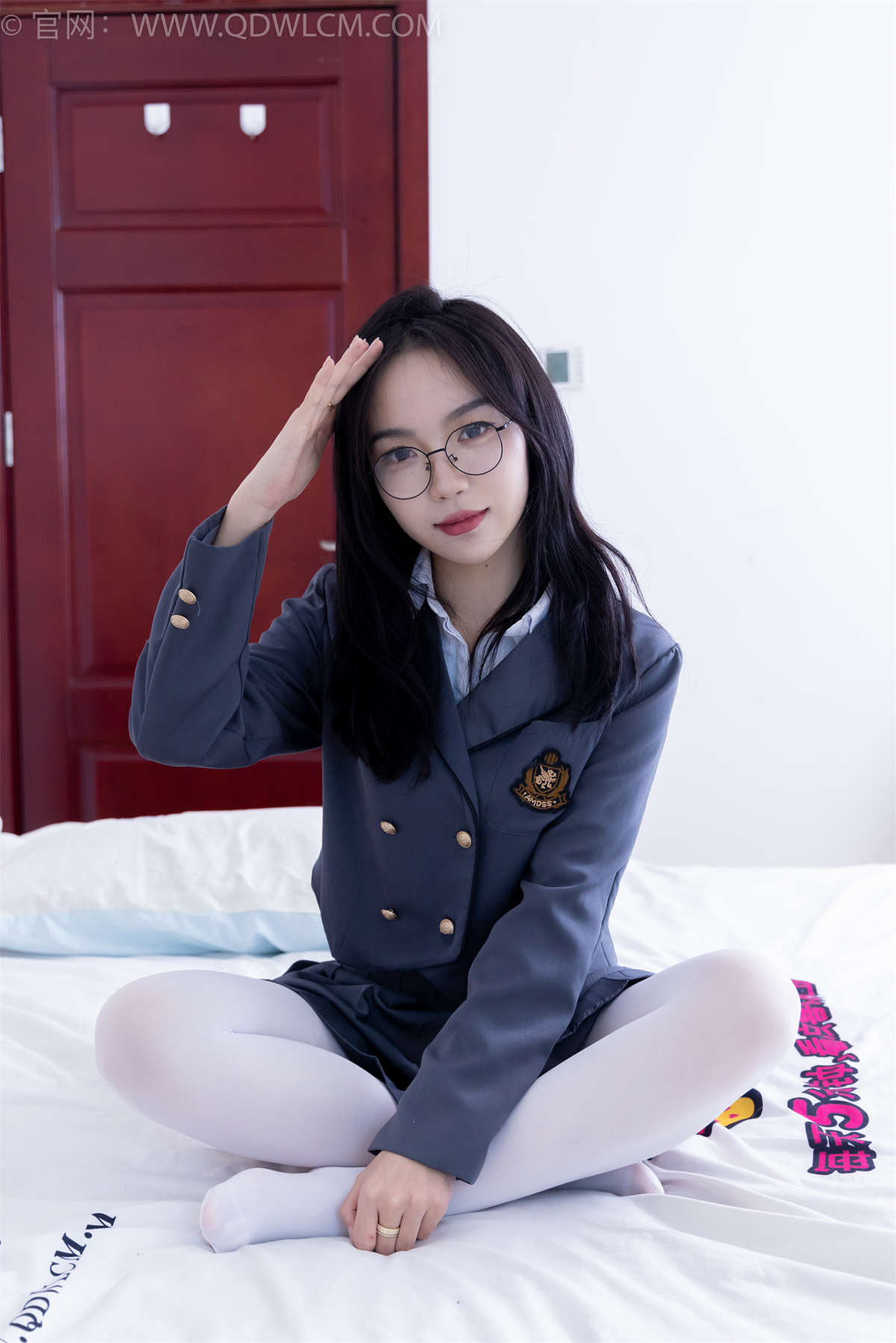 物恋传媒 NO.1992 纱纱-风的声音-日更街拍