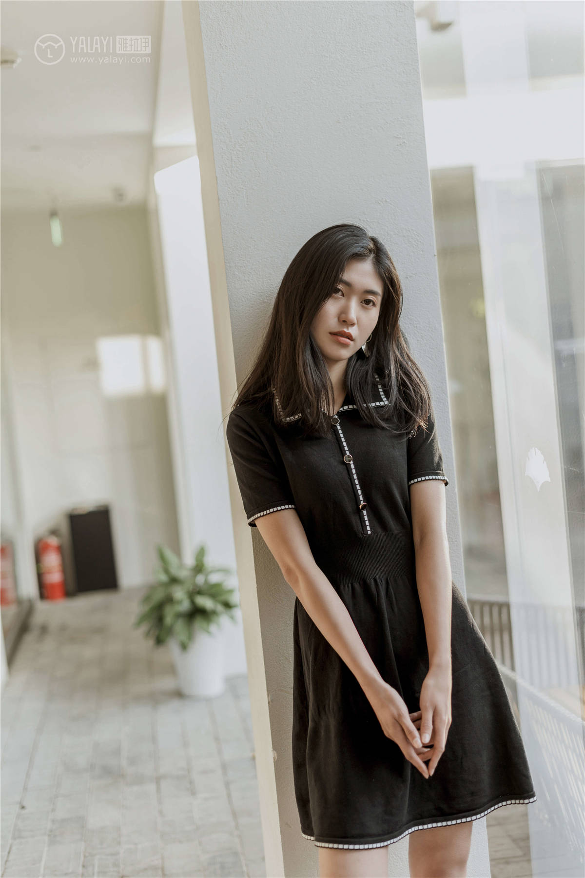 图片[2]-YALAYI雅拉伊 No.255 款款情深 乔妹儿-日更街拍