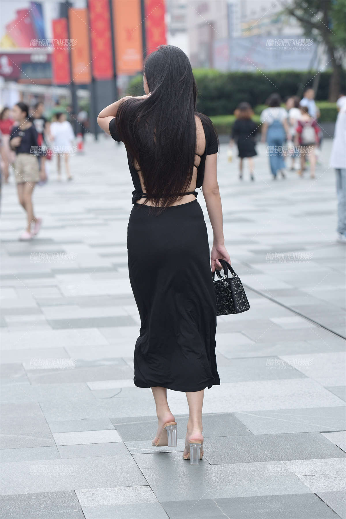 图片[2]-【慕容笙赛贴】性感的小姐姐-日更街拍