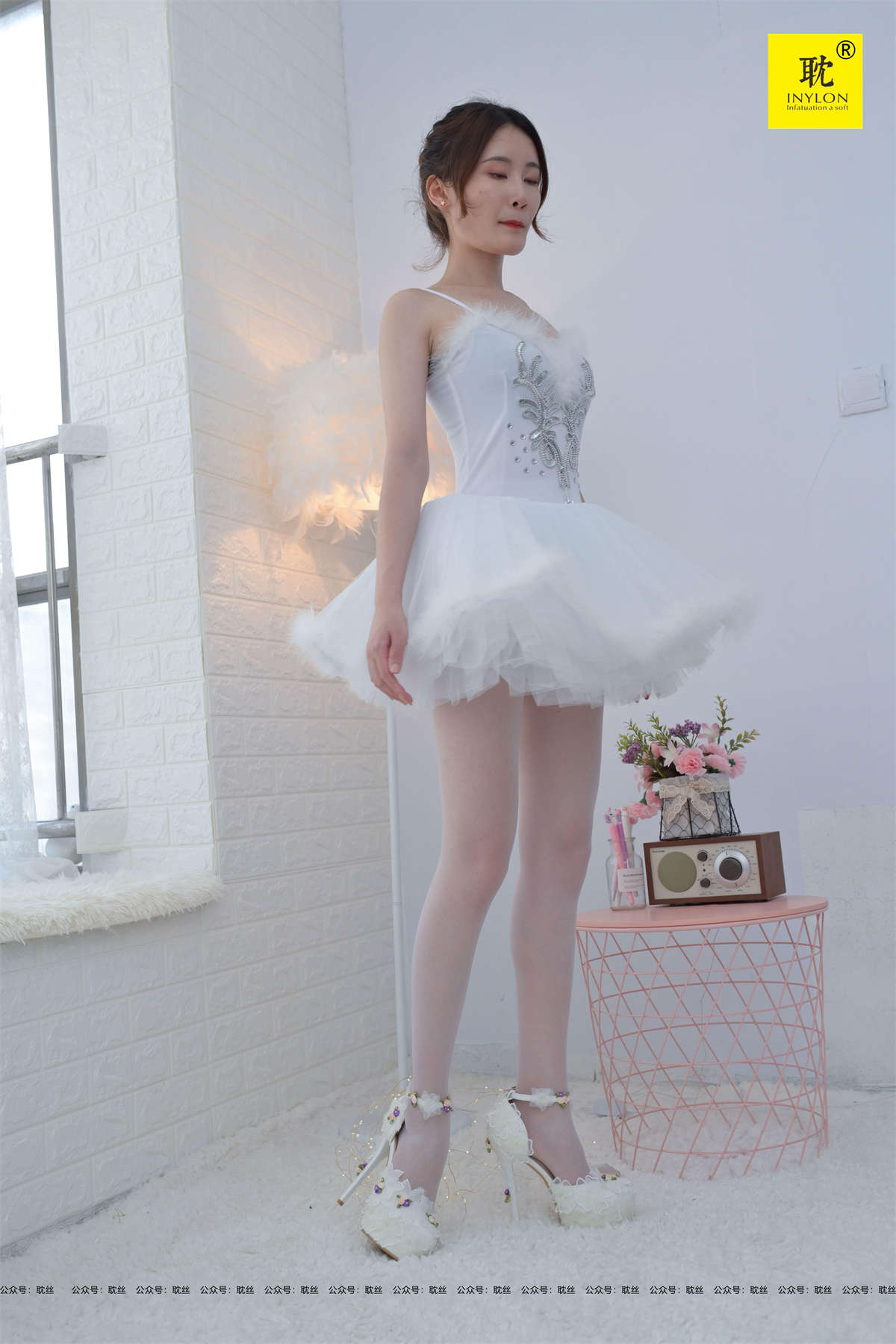 图片[2]-IESS异思趣向 普惠集S003 紫薇 白芭蕾-日更街拍