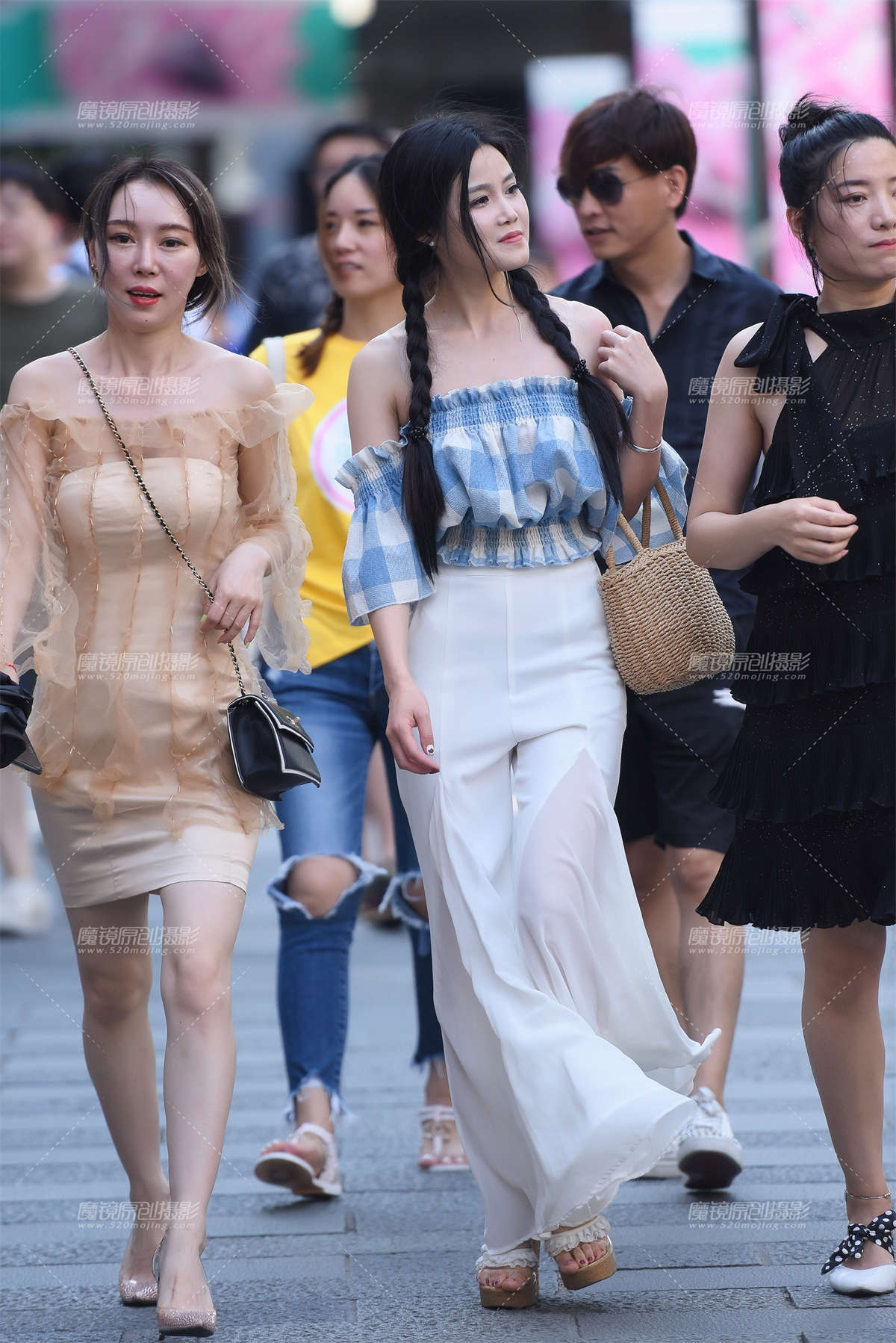 【咔喳赛贴】逛逛-日更街拍