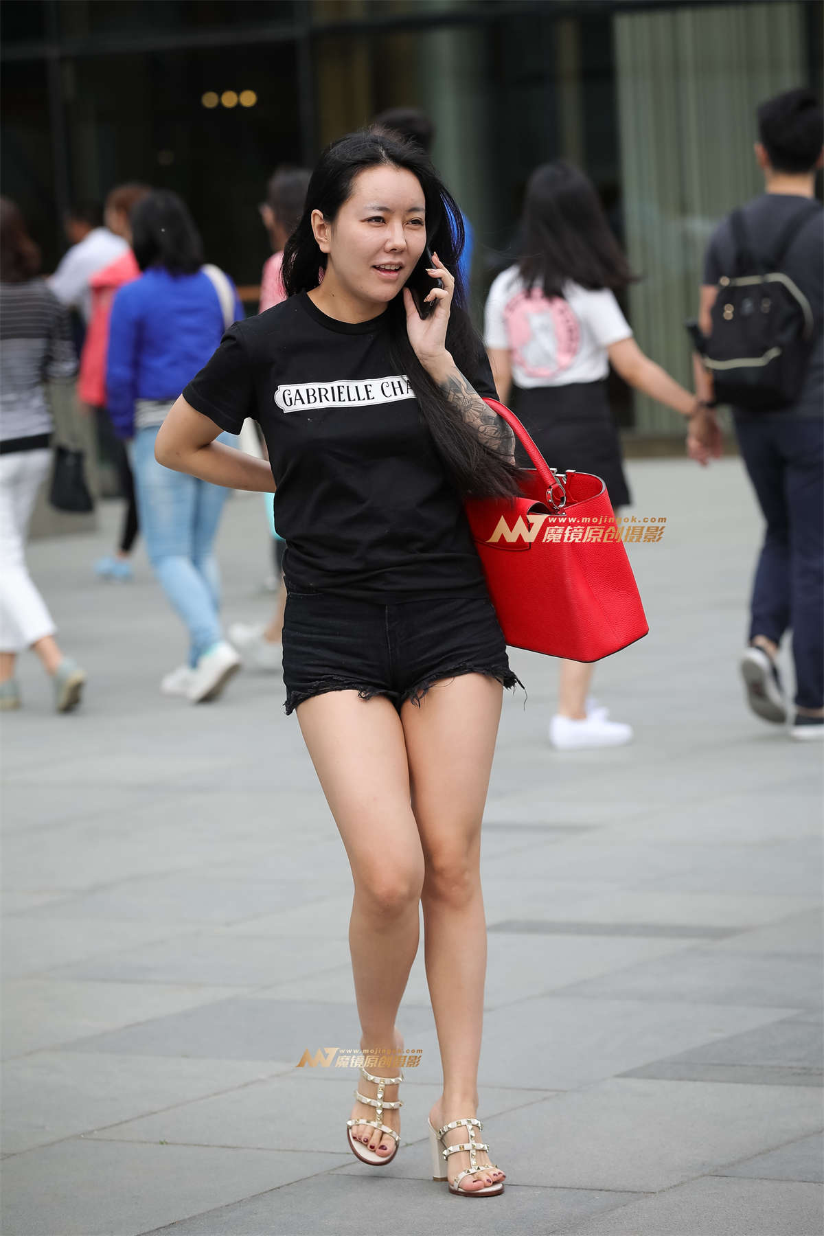 热裤少妇-日更街拍