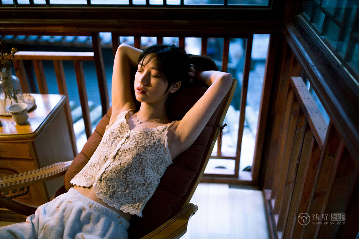 YALAYI雅拉伊 No.256 人间失格 天蓝酱-日更街拍