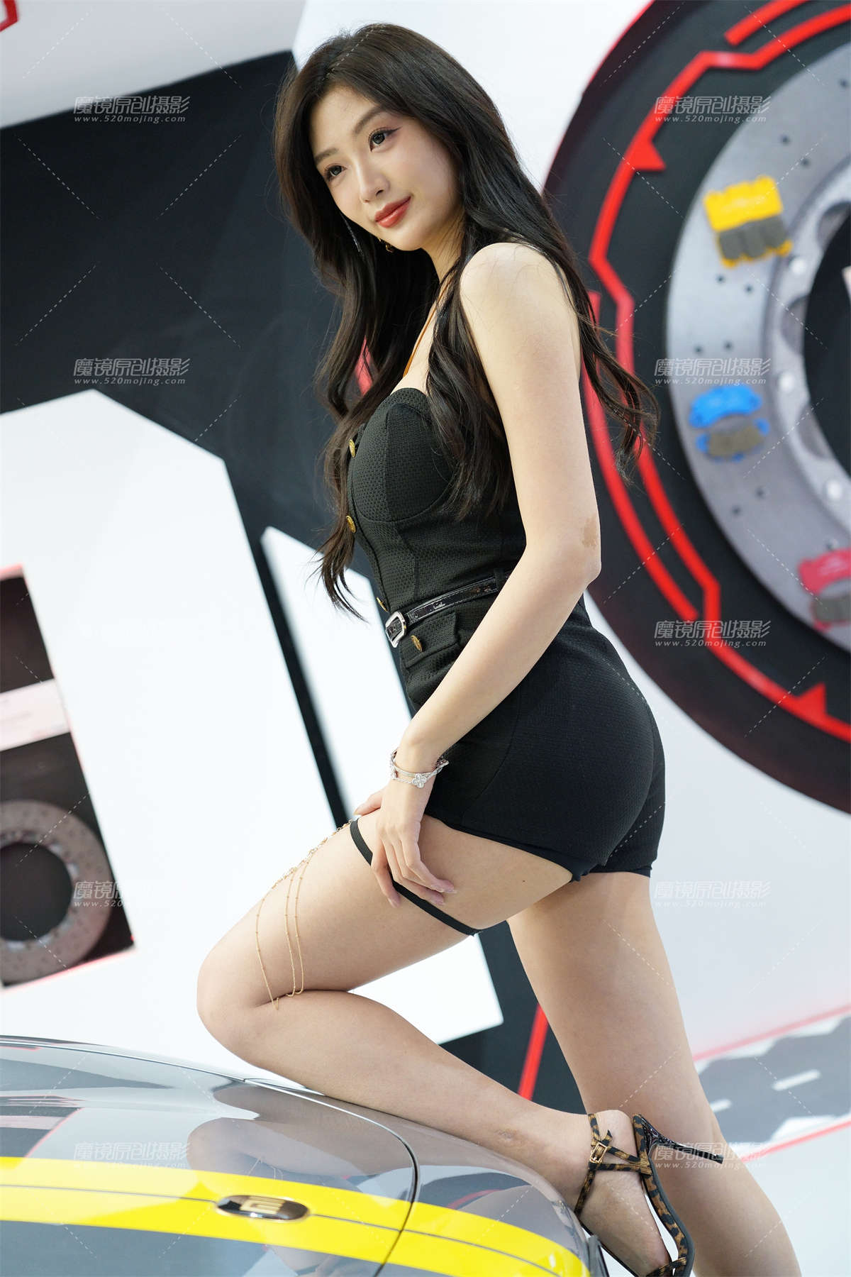 笑容有点甜（6K）-日更街拍