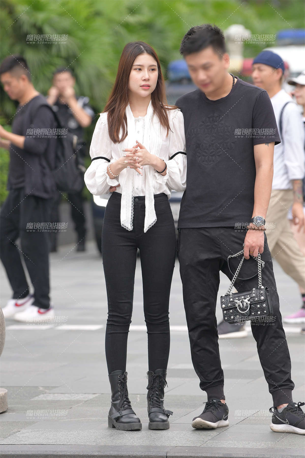 紧身黑裤女友~-日更街拍