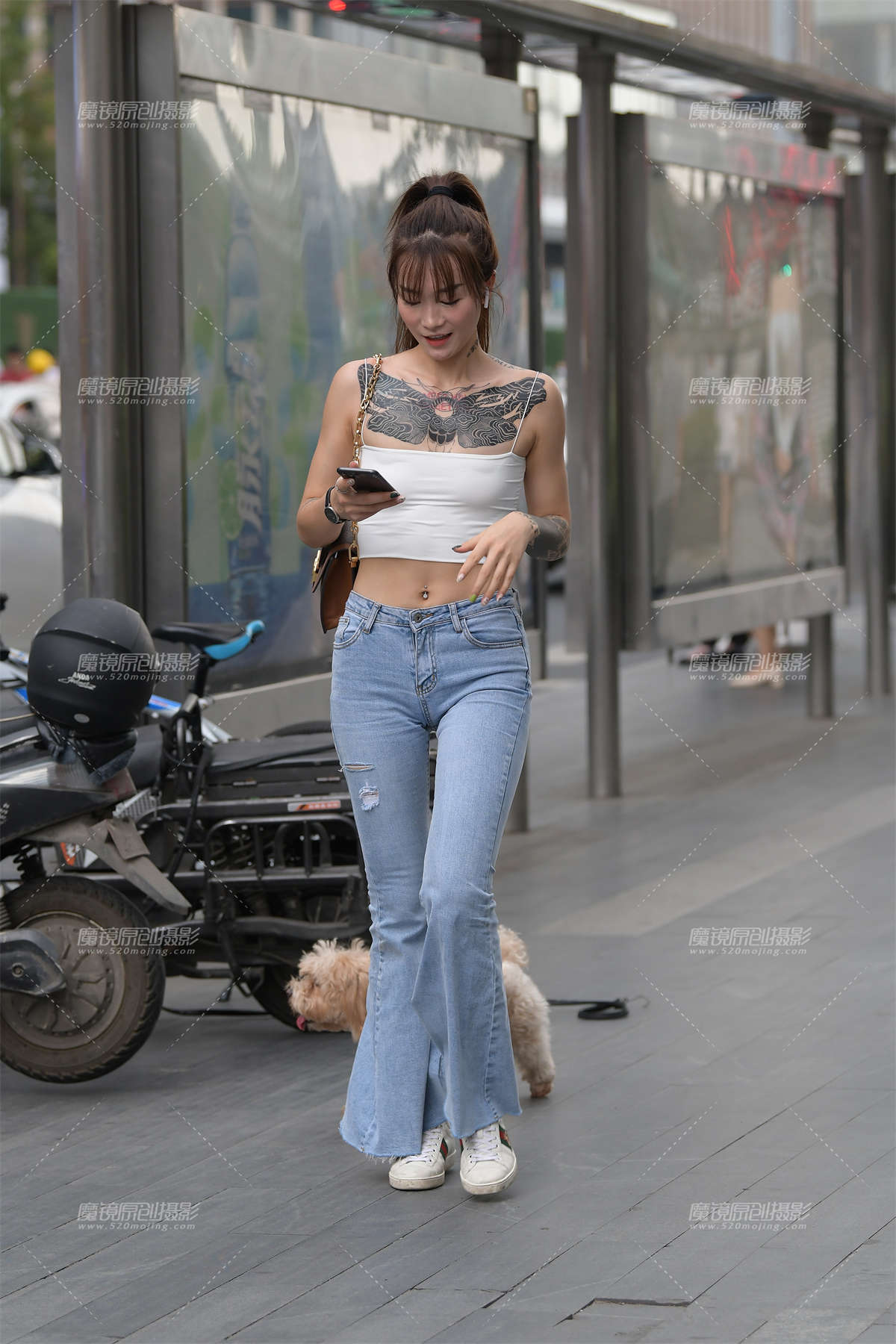 紧牛美女与狗狗~-日更街拍