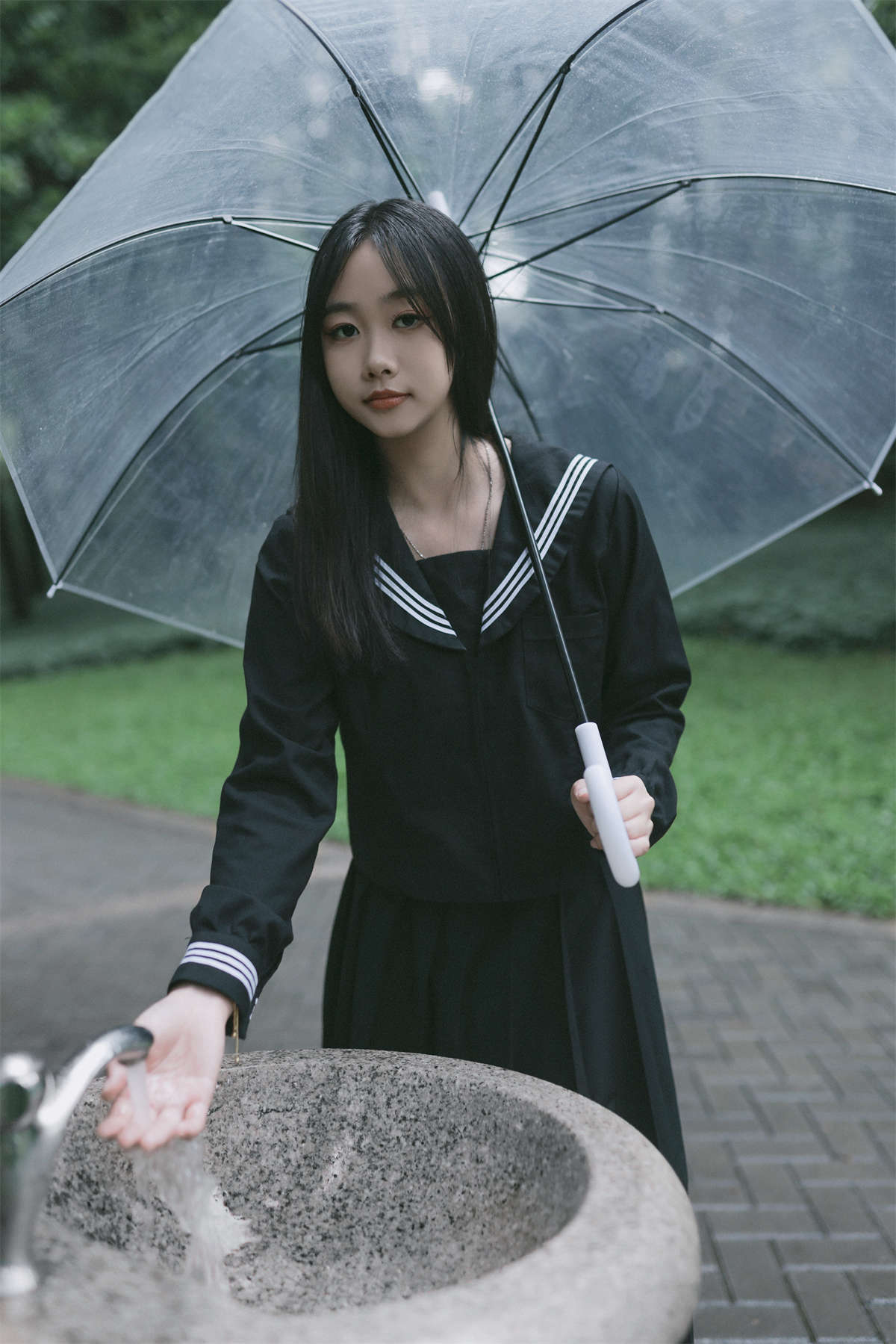 YITUYU艺图语 2023.12.06 下雨天 丽欣插图1