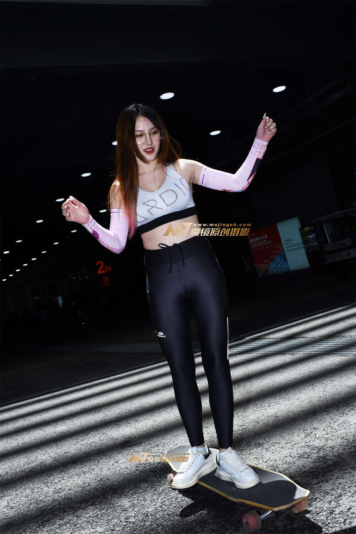 【咔喳赛贴】练习滑板-日更街拍