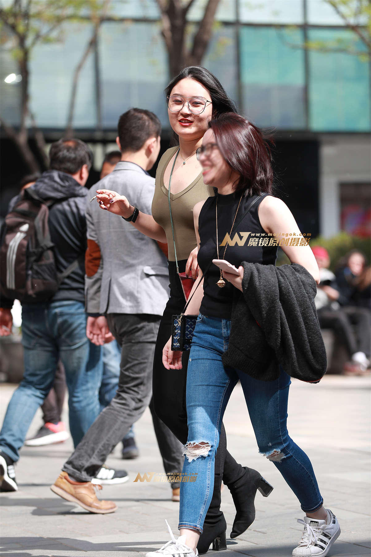 H1、国产绿色战车-日更街拍