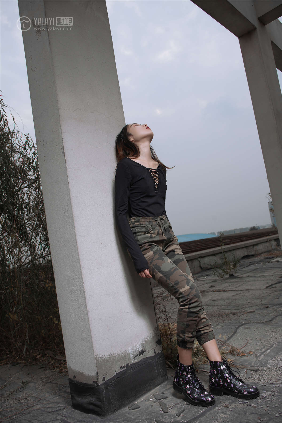 图片[2]-YALAYI雅拉伊 NO.122 黑色禁地 熏儿-日更街拍