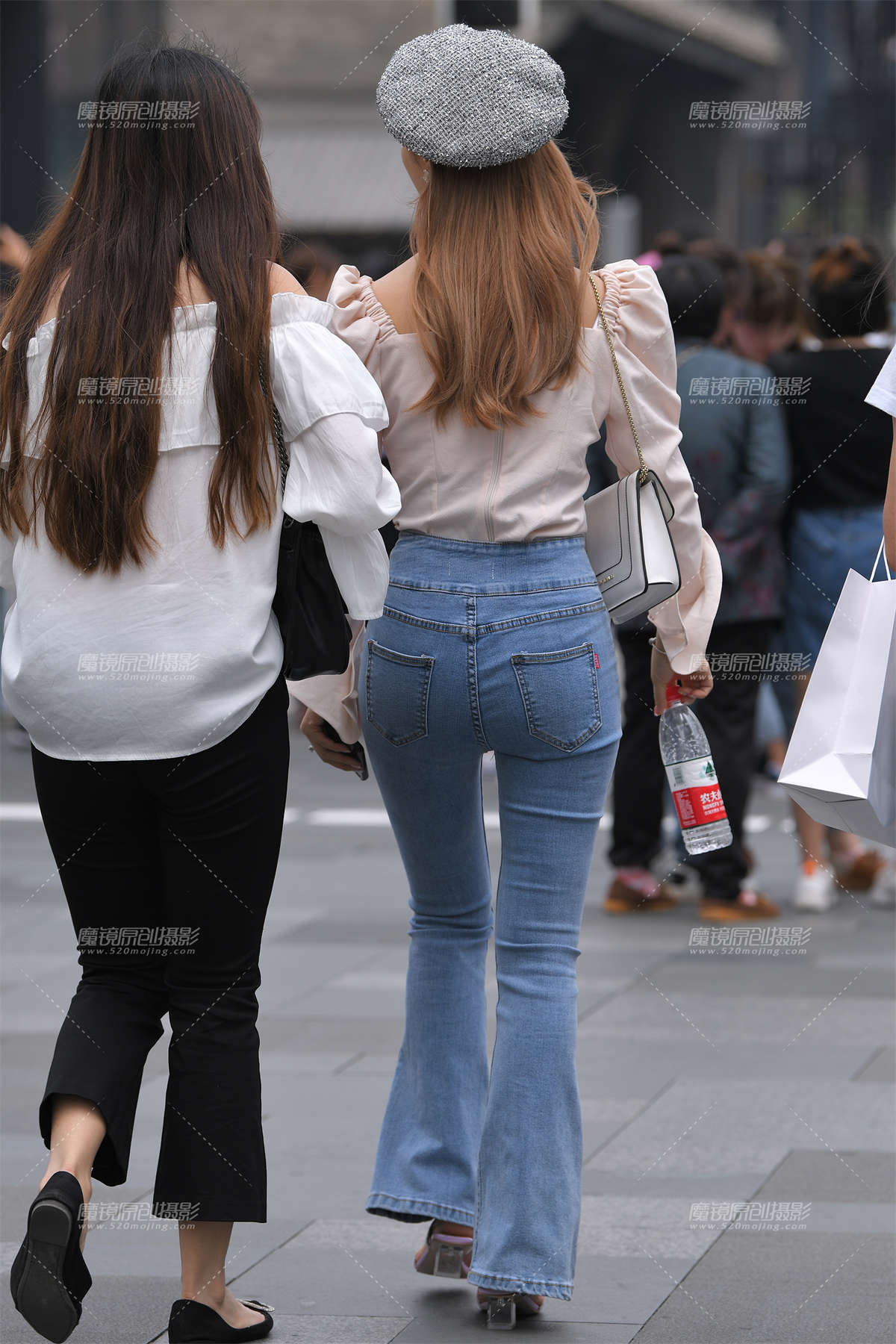 图片[2]-靓丽的紧牛小姐姐-日更街拍