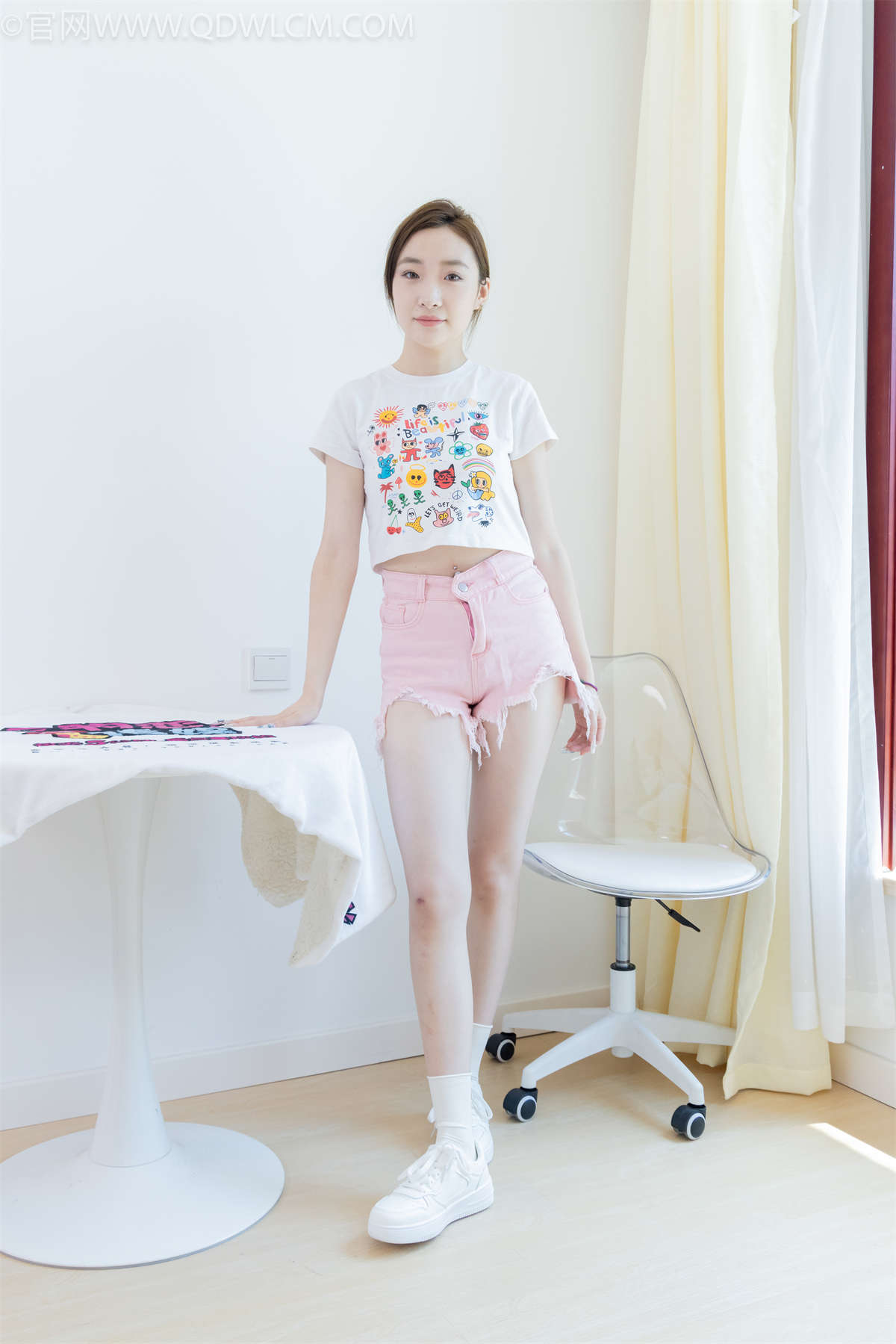 图片[2]-物恋传媒 NO.1999 恬恬-向云端-日更街拍