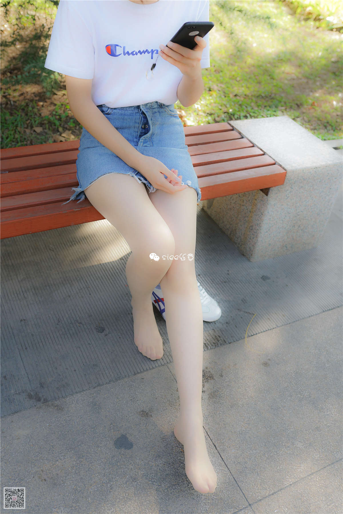 图片[2]-SIEE丝意 NO.181 姗姗 牛仔裙配肉丝袜-日更街拍