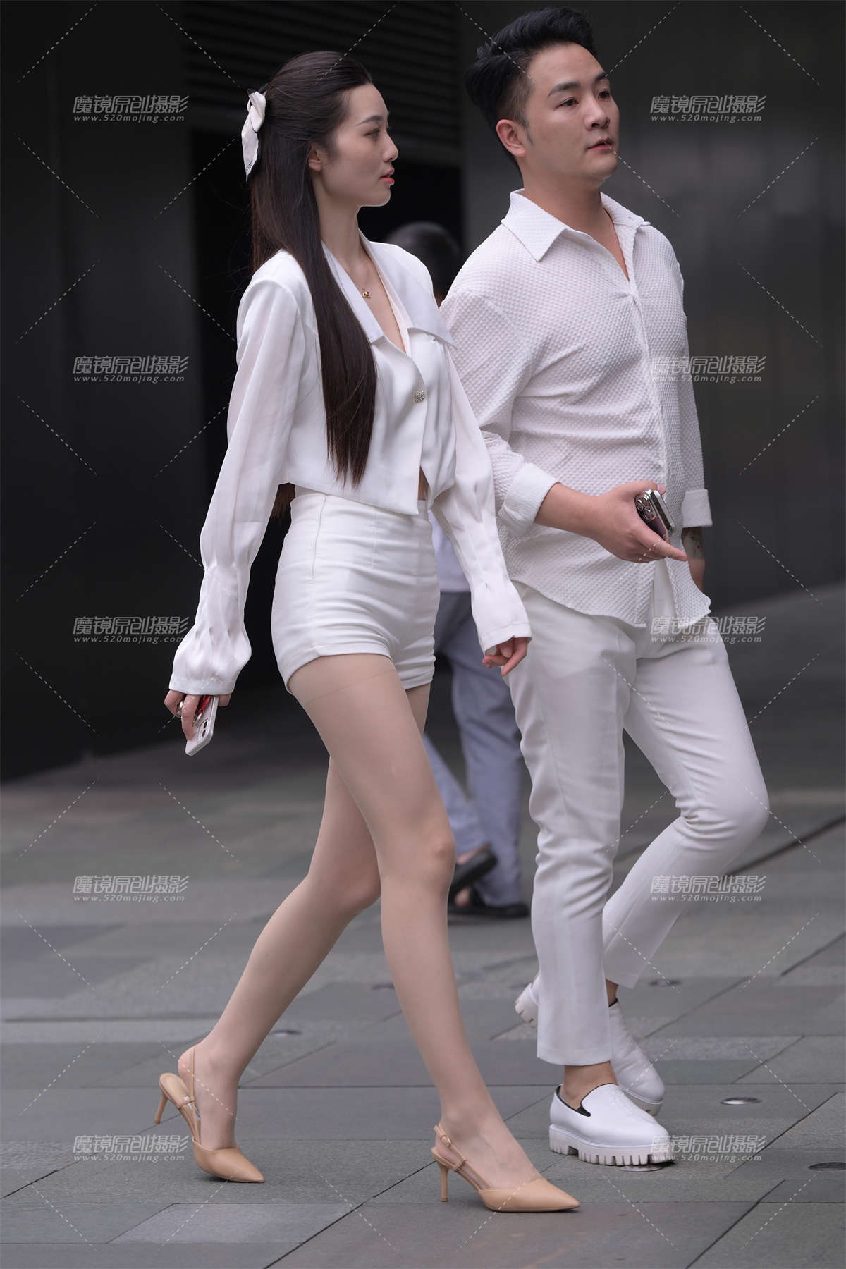 图片[2]-超长美腿热裤肉丝美女-日更街拍