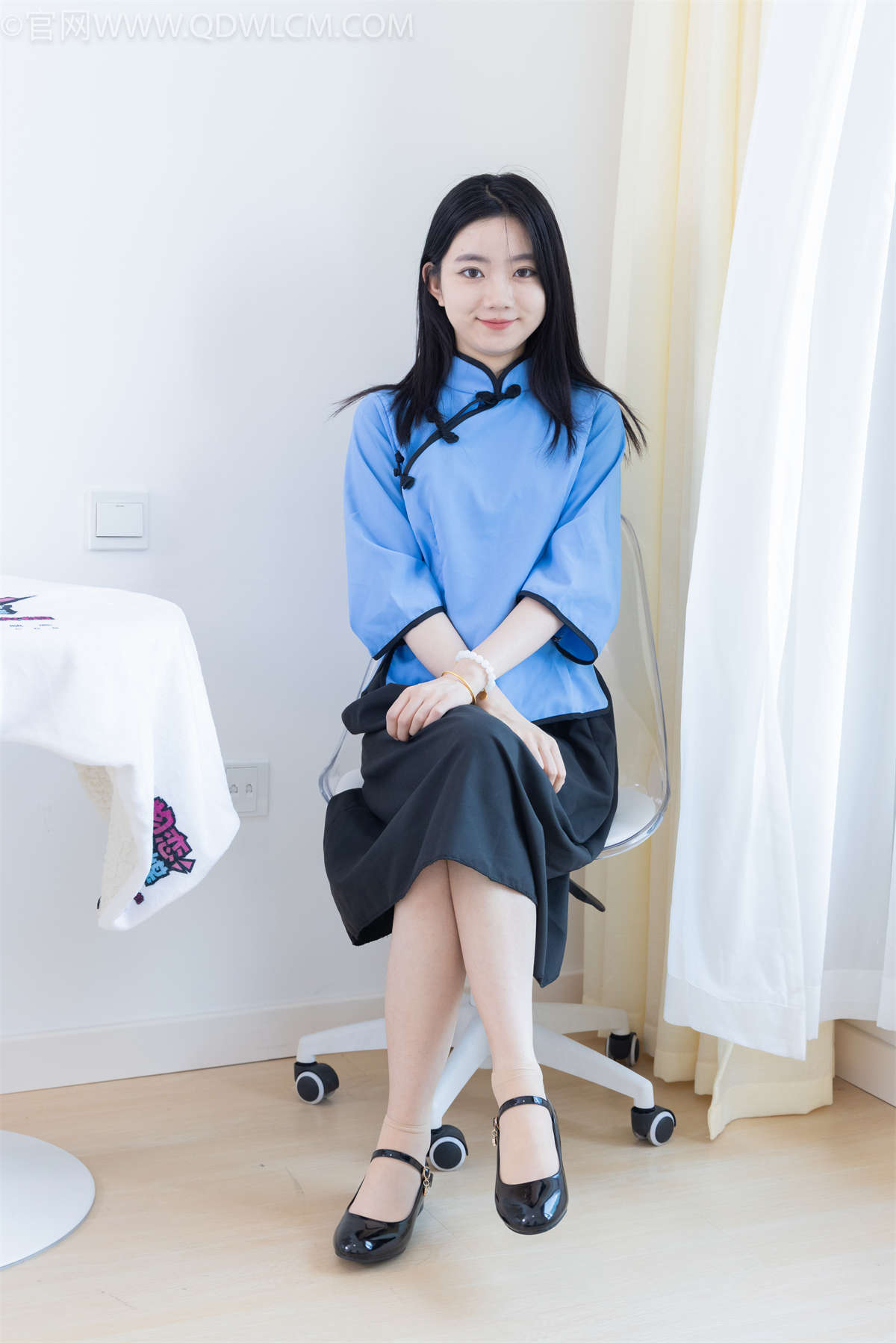 物恋传媒 NO.2101 欢欢-旧时记忆（盲盒1）-日更街拍