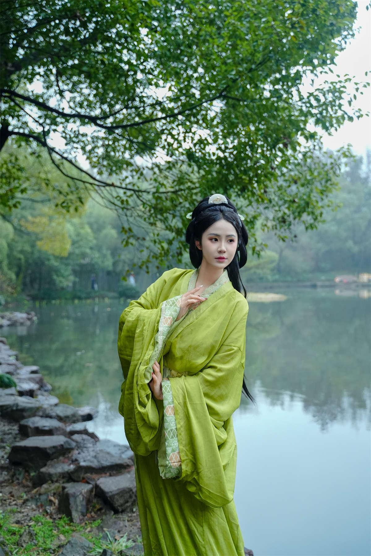 YITUYU艺图语 2024.04.29 绍兴兰亭战国袍 绿色清冷宿命感 是月白呀插图1