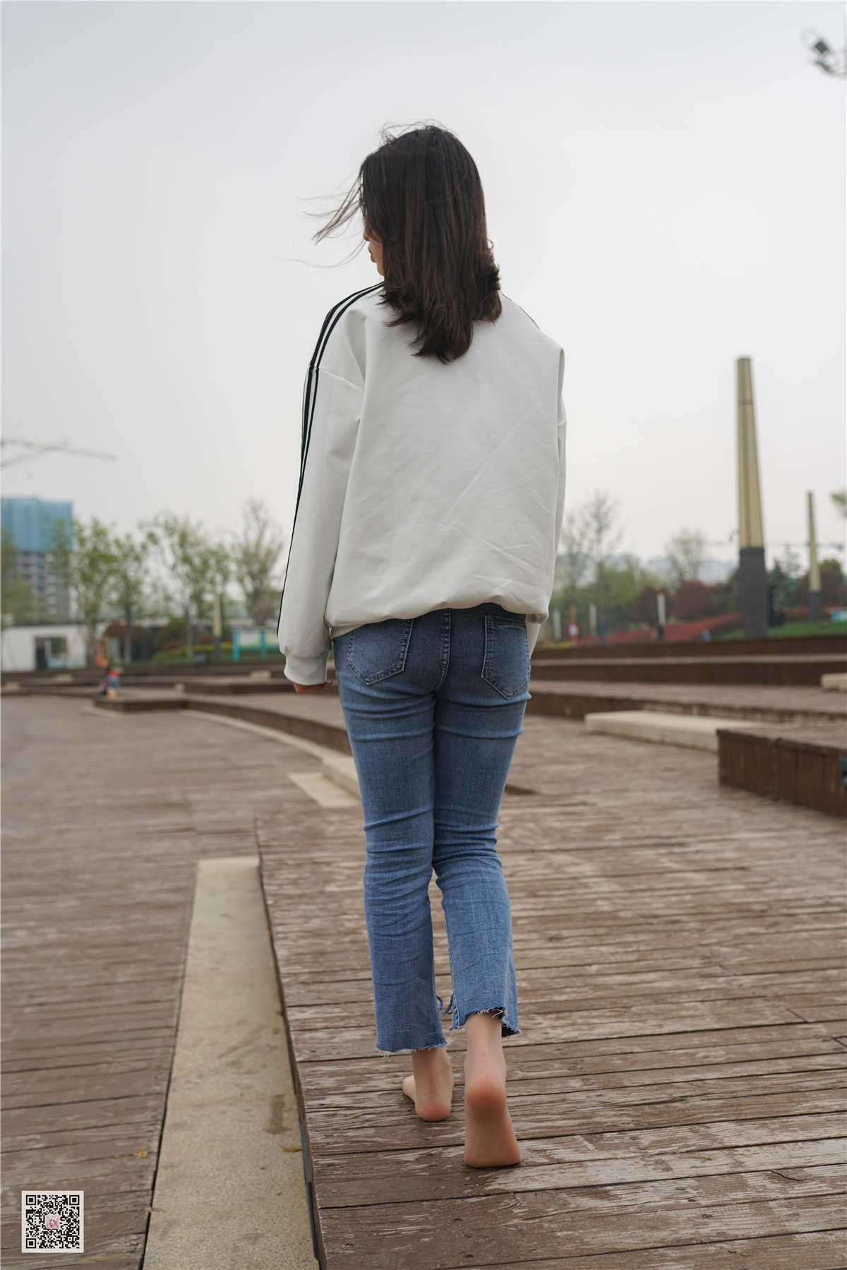 SIEE丝意 NO.464 恬恬 镜中她-日更街拍