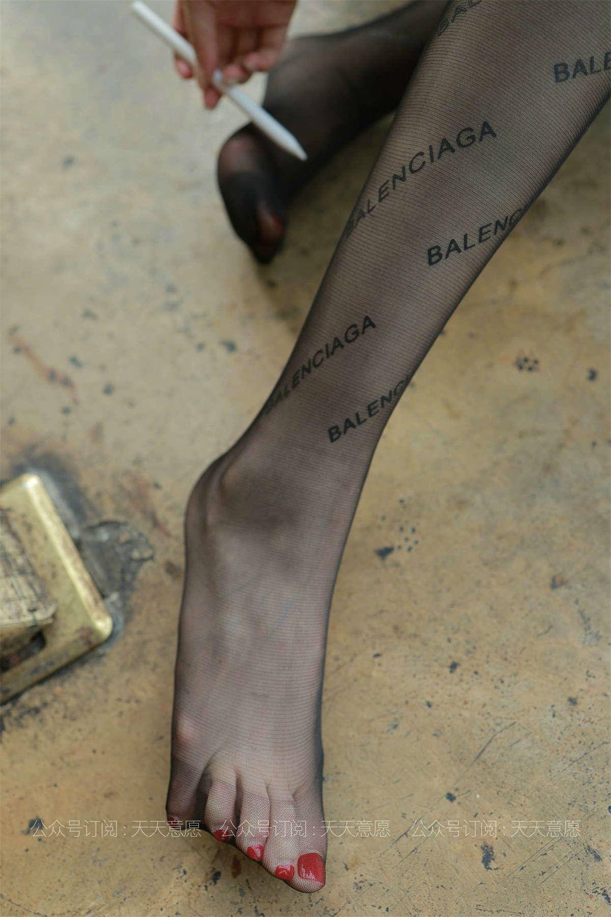 图片[2]-IESS异思趣向 丝享家872期：九妹 最美职业装-日更街拍