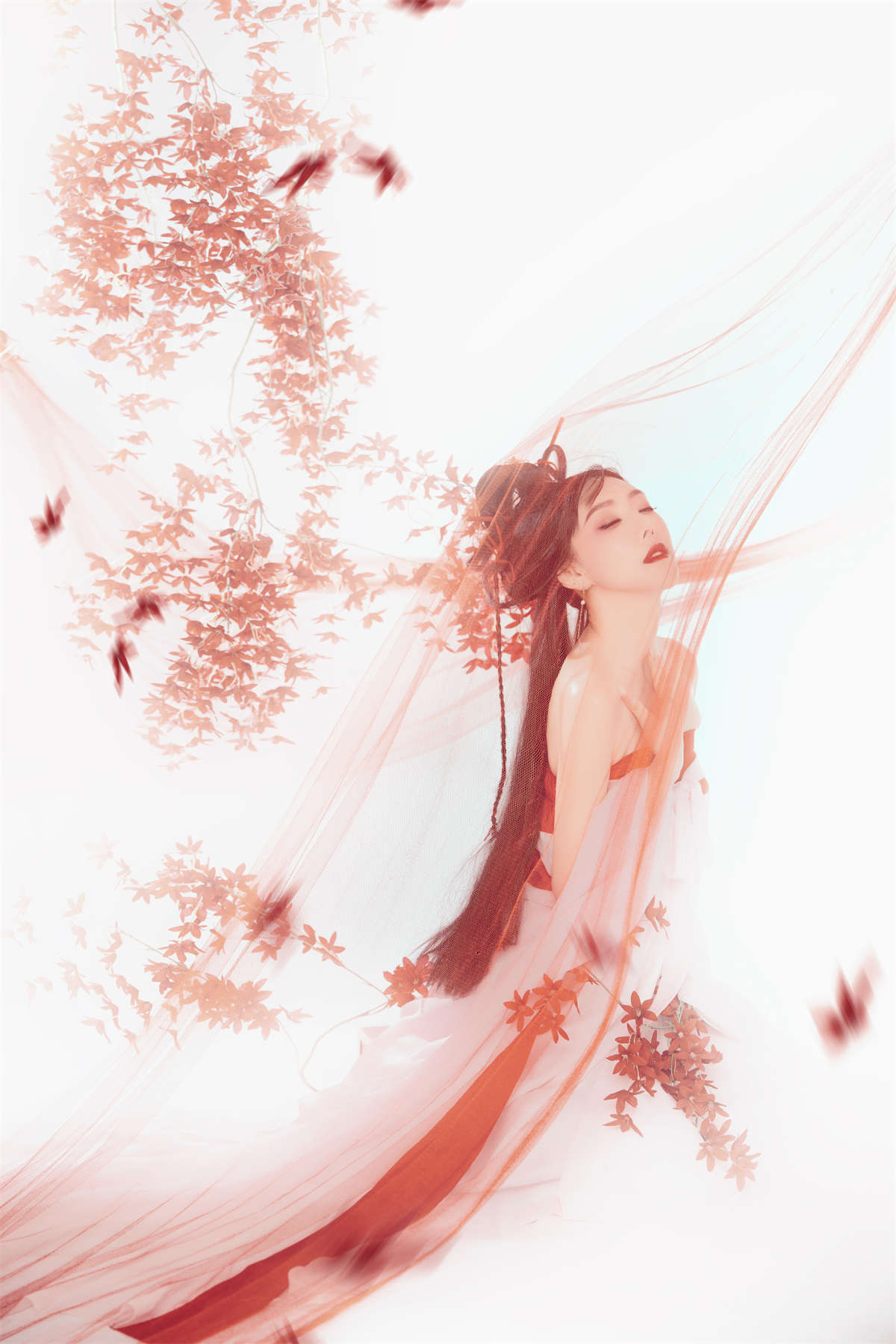 YITUYU艺图语 2022.12.21 枫叶飘红 雪宝插图1