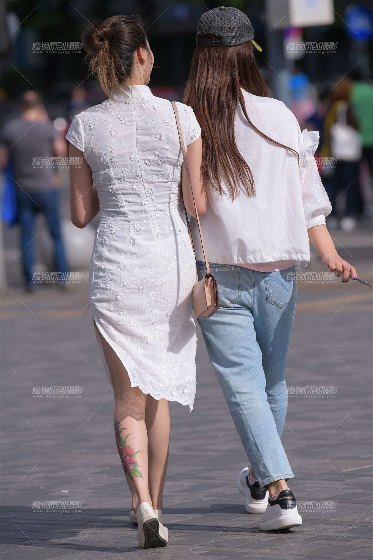 图片[2]-【街拍之魂赛帖】优雅的旗袍美女-日更街拍