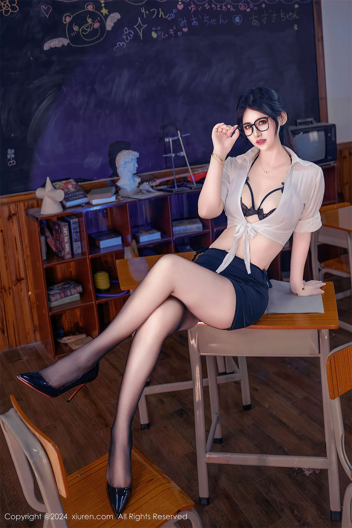 图片[2]-Xiuren秀人网 2024.09.09 NO.9130 诗诗kiki-日更街拍