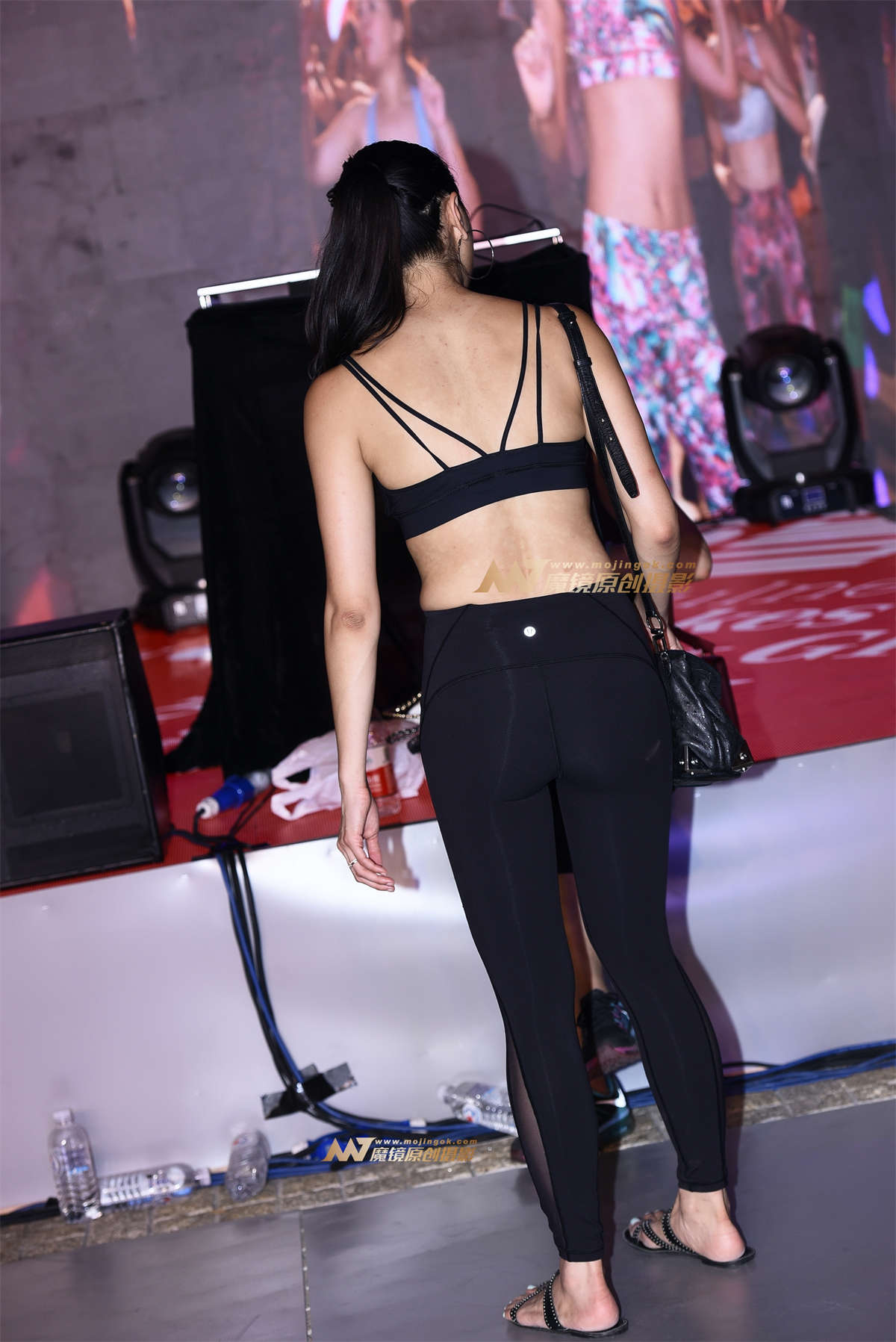 图片[2]-【咔喳赛贴】散场聊天-日更街拍