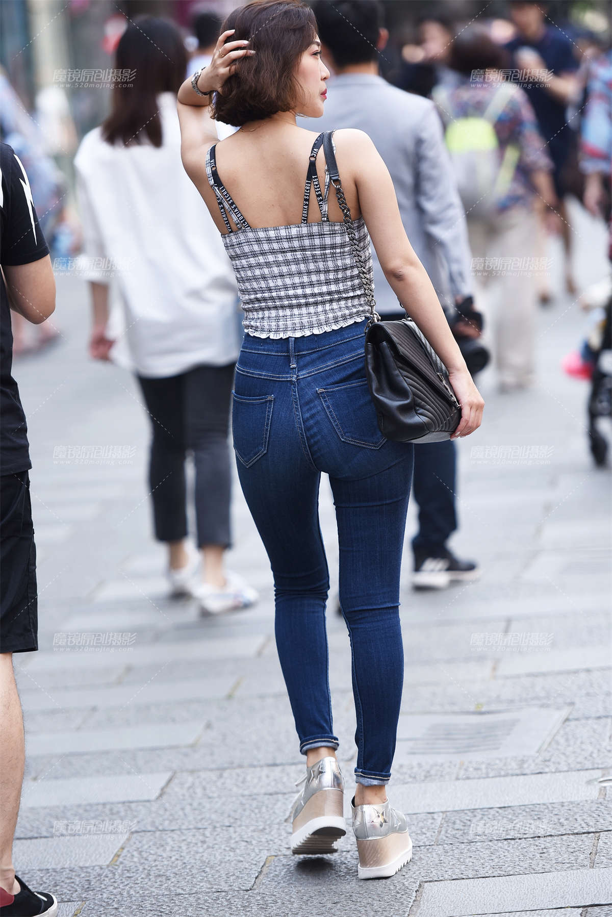 图片[2]-【咔喳赛贴】欢笑-日更街拍