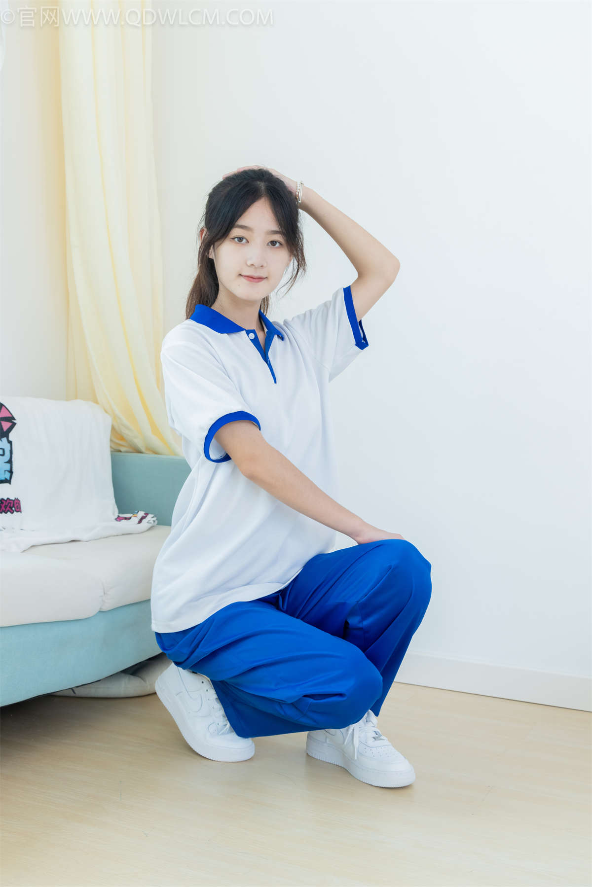 物恋传媒 NO.2104 芋泥-校园时光-日更街拍