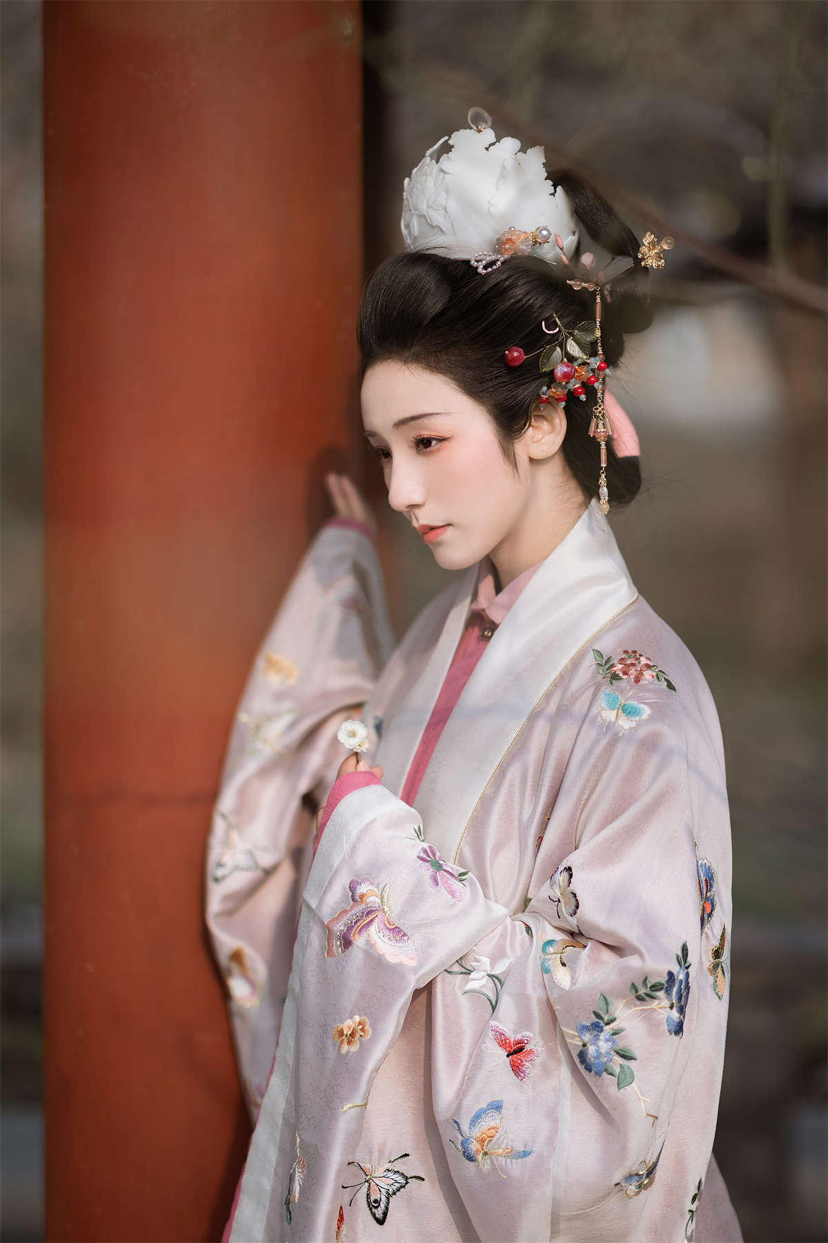 YITUYU艺图语 2024.04.30 待放琼苞 之于浅灯插图1