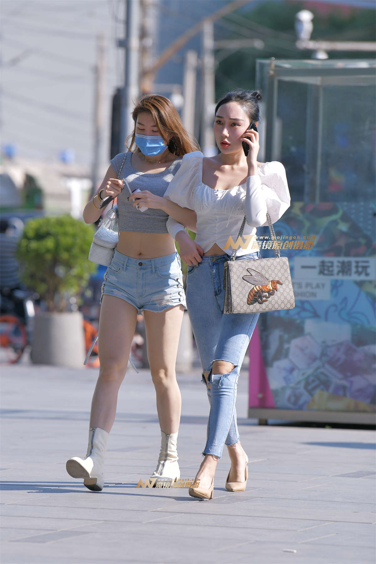 【红石赛帖】两个逛街的性感小姐姐-日更街拍