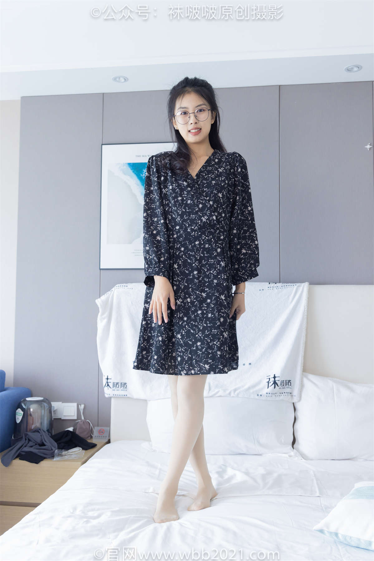 袜啵啵 No.497 奶油-低跟鞋、厚肉丝、厚灰丝 花絮版-日更街拍