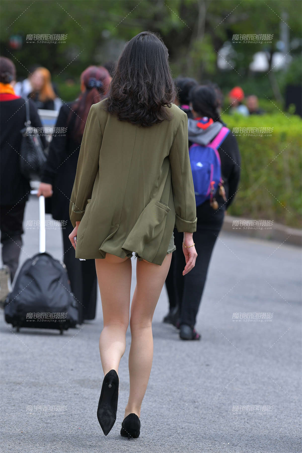 图片[2]-热裤YY的小姐姐-日更街拍