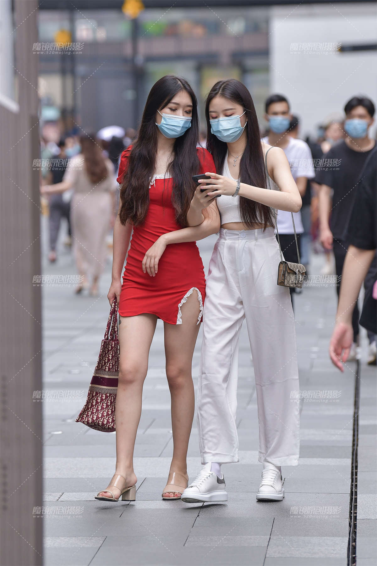 好闺蜜-日更街拍