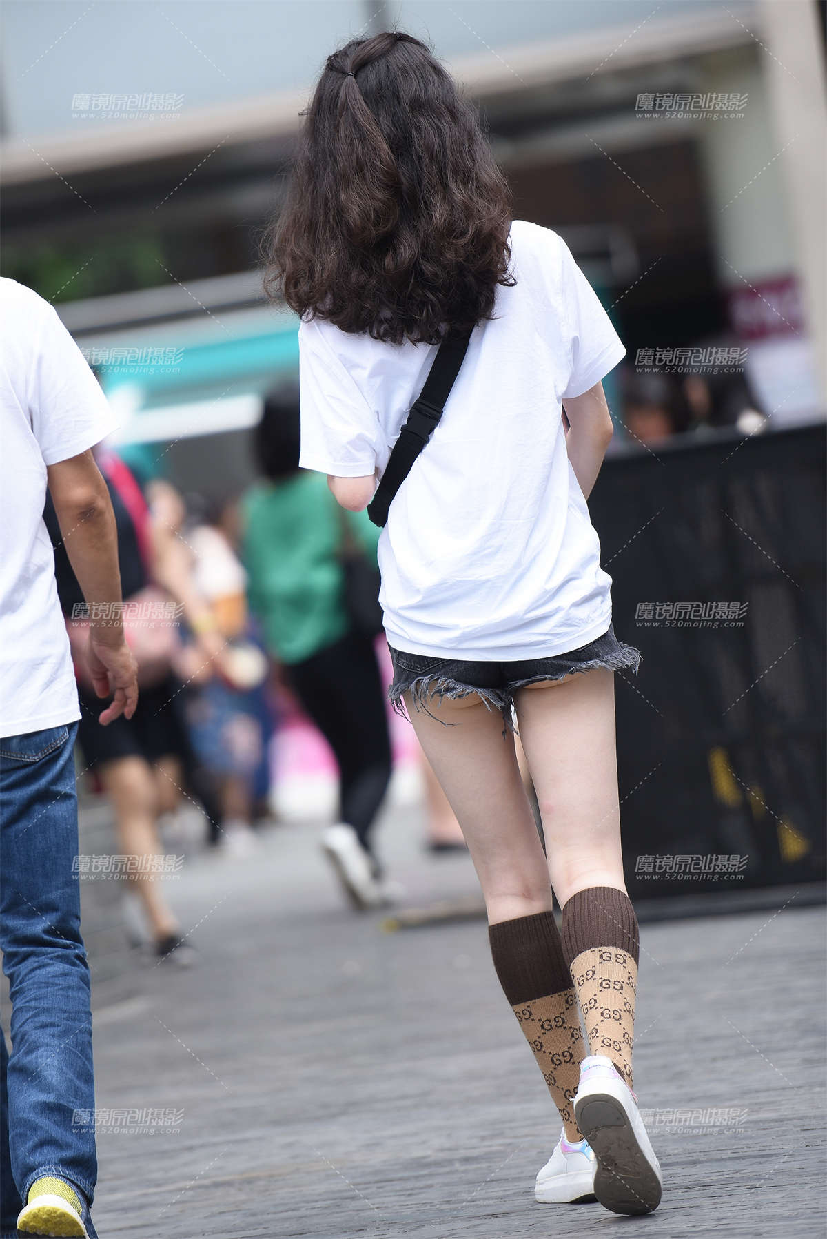 图片[2]-【咔喳赛贴】惊讶-日更街拍