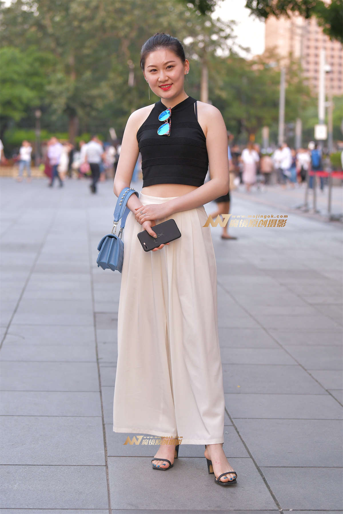 【红石赛帖】裙裤气质姐-日更街拍