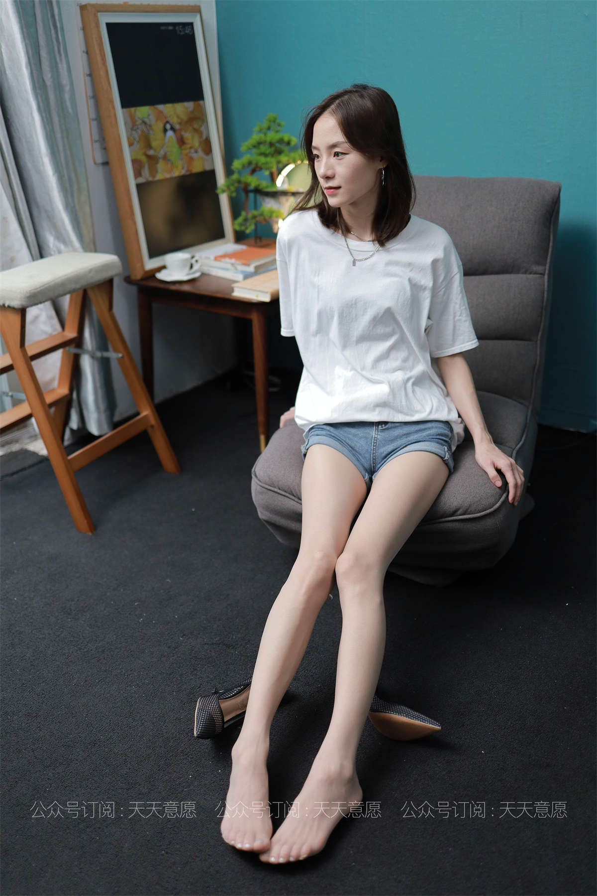 IESS异思趣向 丝享家878期：小六 邻家少女爱看书-日更街拍