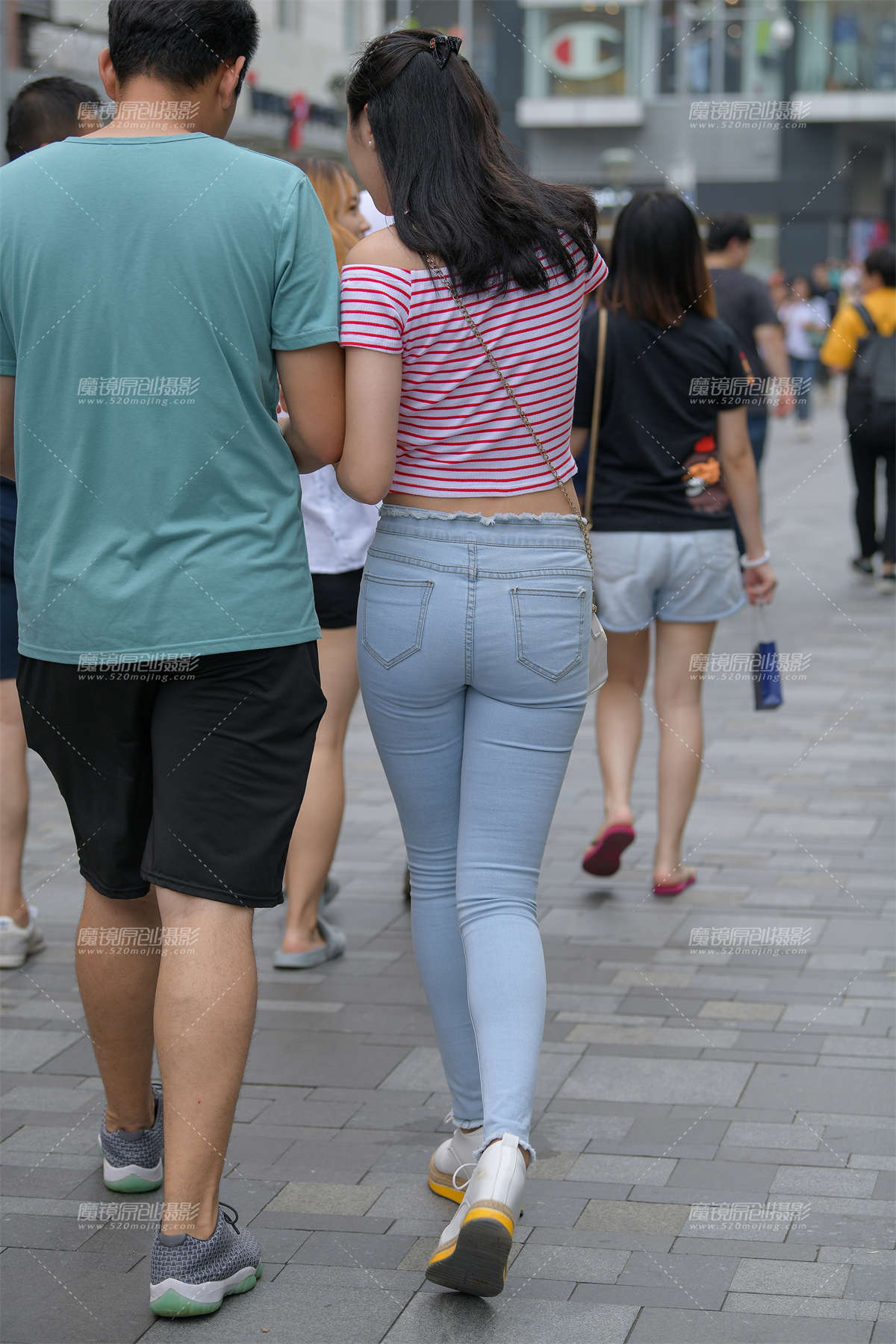 图片[2]-【街拍之魂赛帖】蓝色紧牛-日更街拍